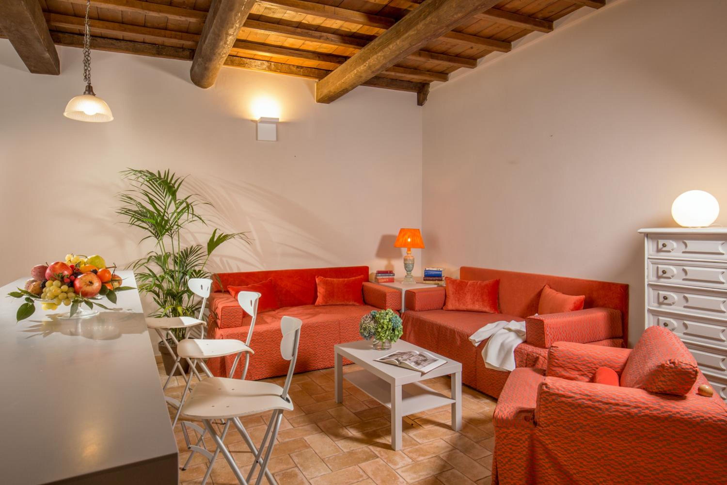 One-Bedroom Apartment (4 Adults) - Separate Building