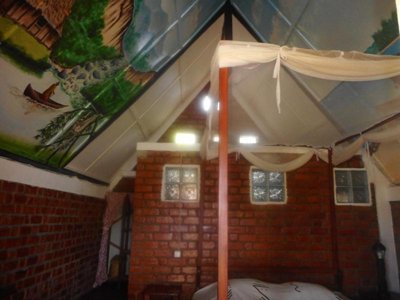 Bungalow with Patio photo 3