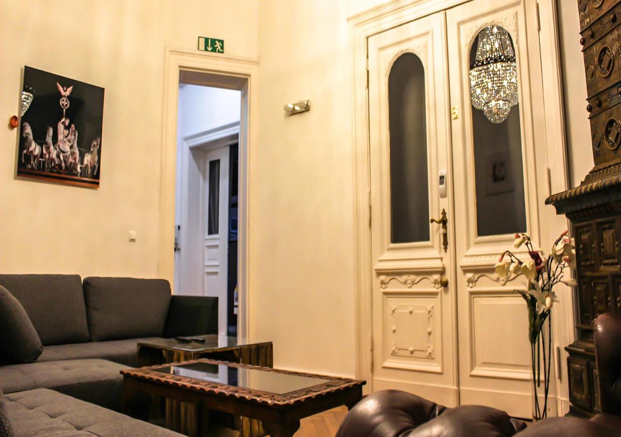 [3] Kudamm unique holiday & business apartment photo 2