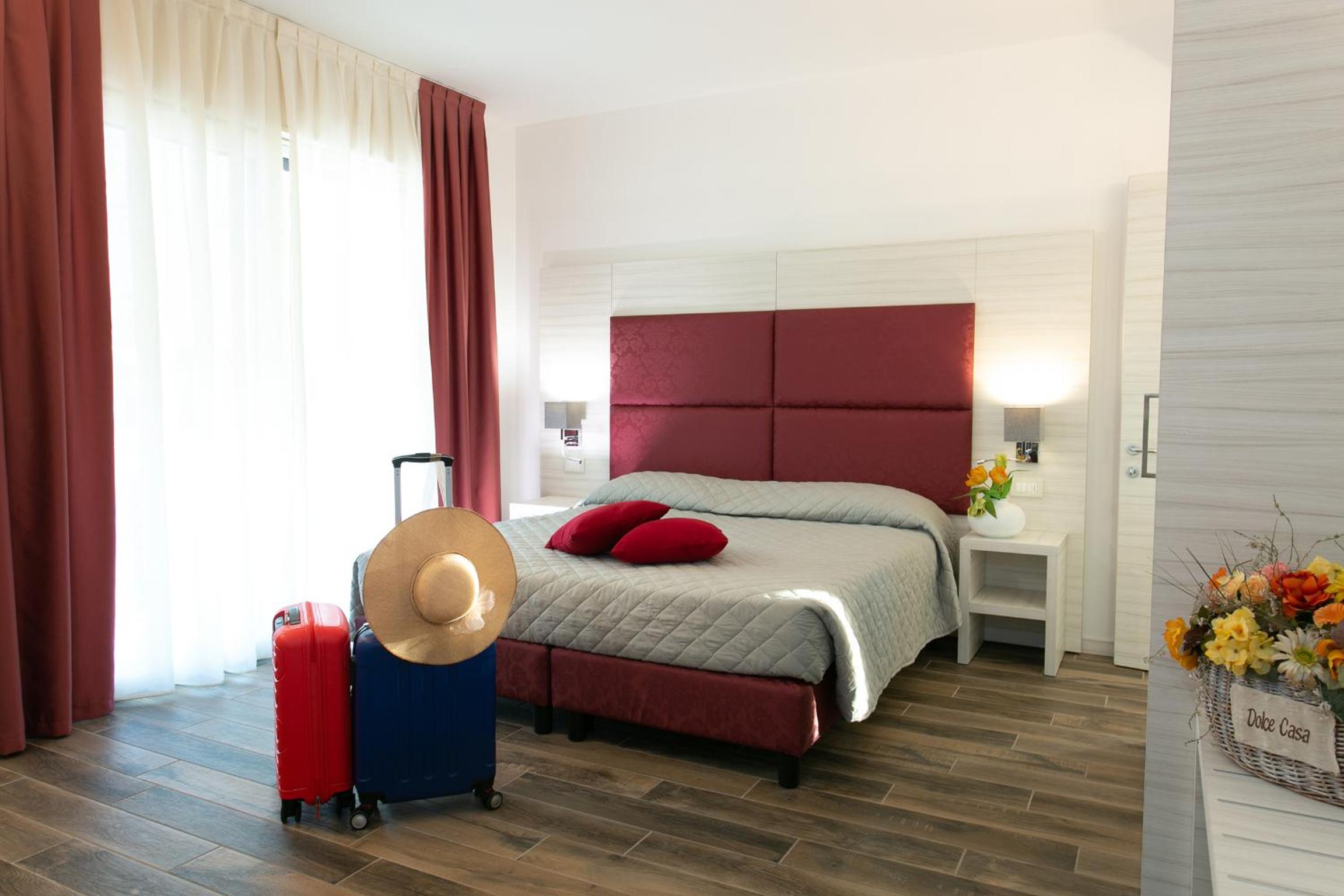 Family Suite with Balcony photo 1