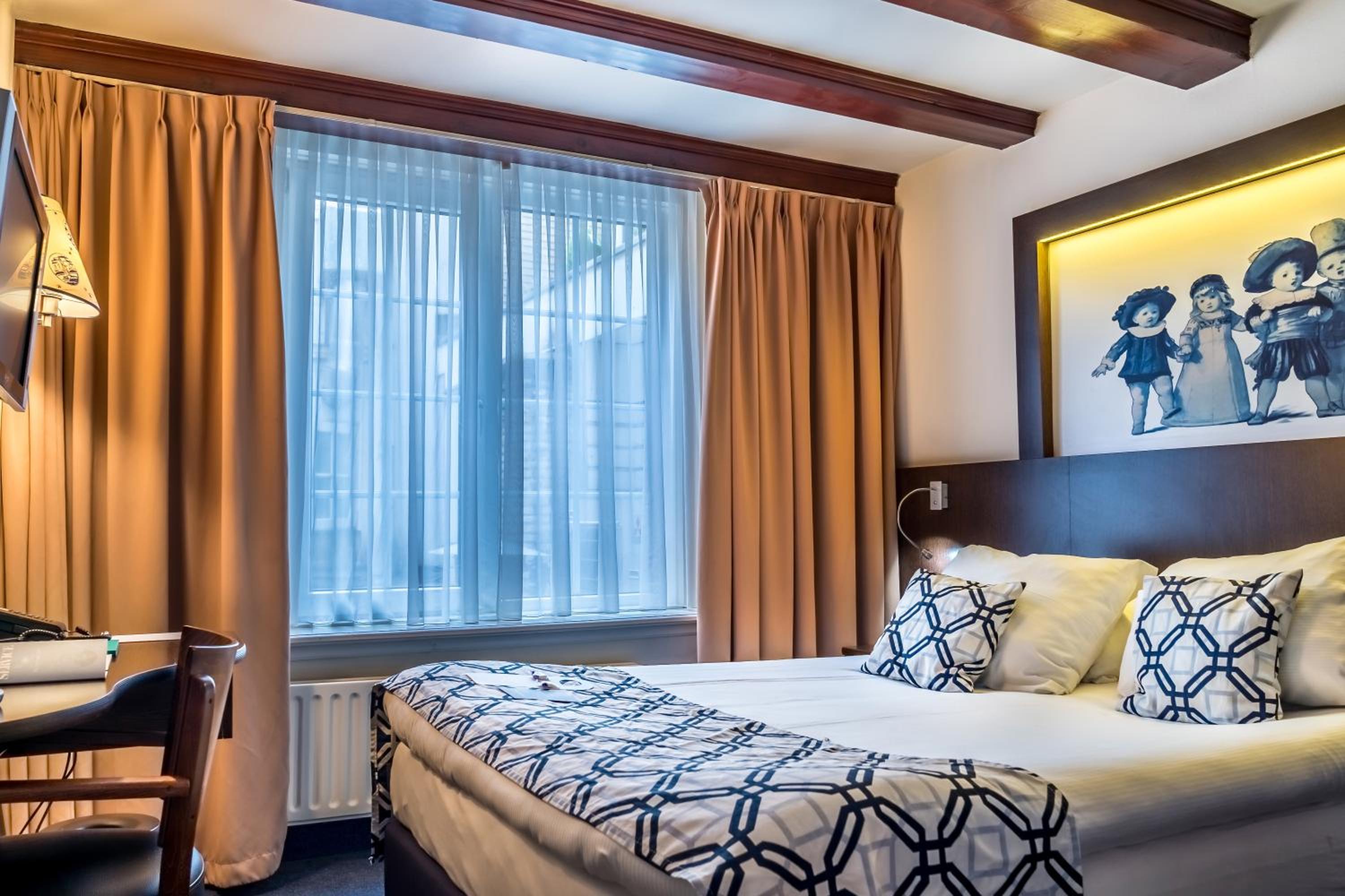 Cozy Queen Room photo 3