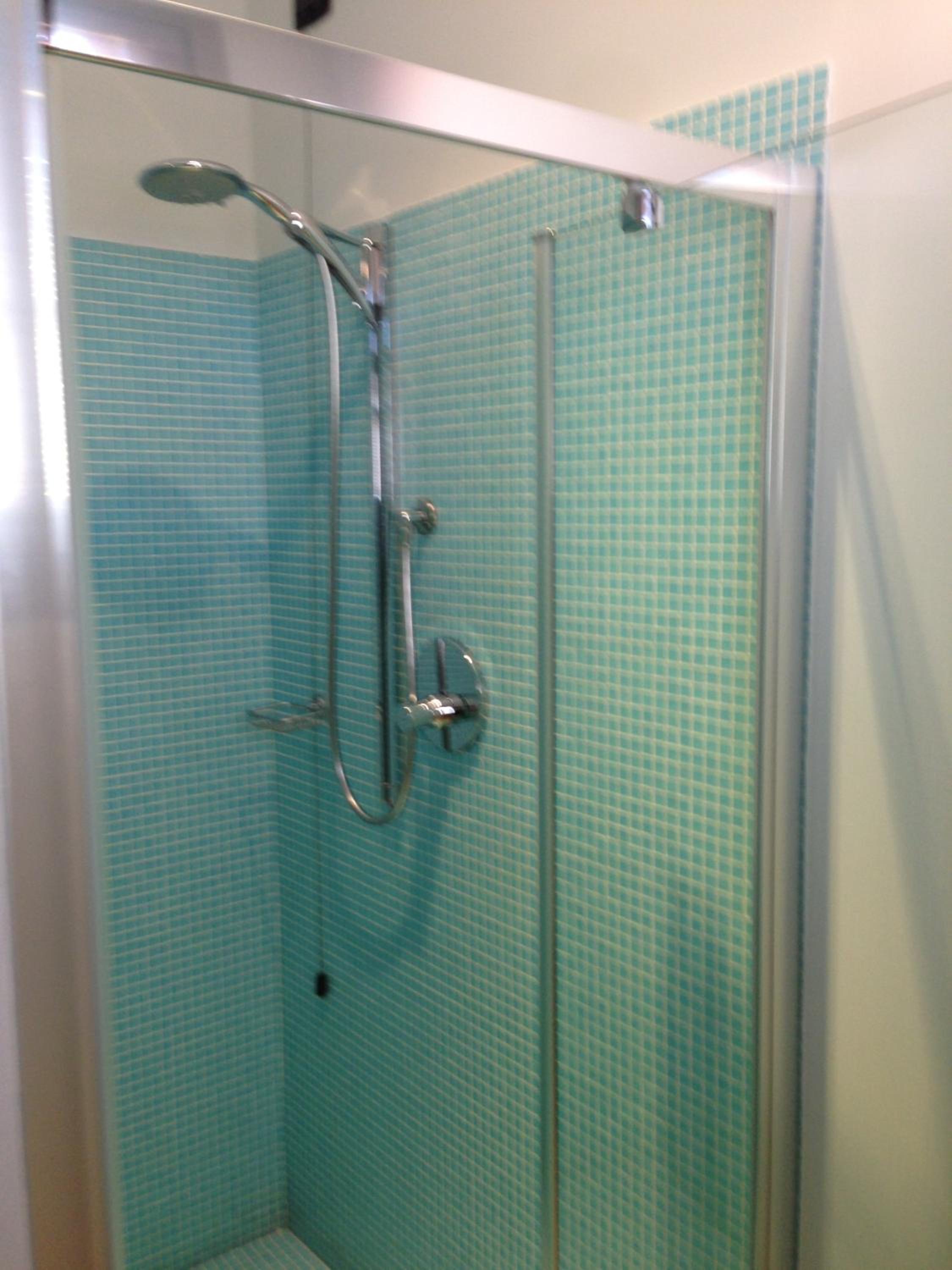 Standard Double Room - Photo 9