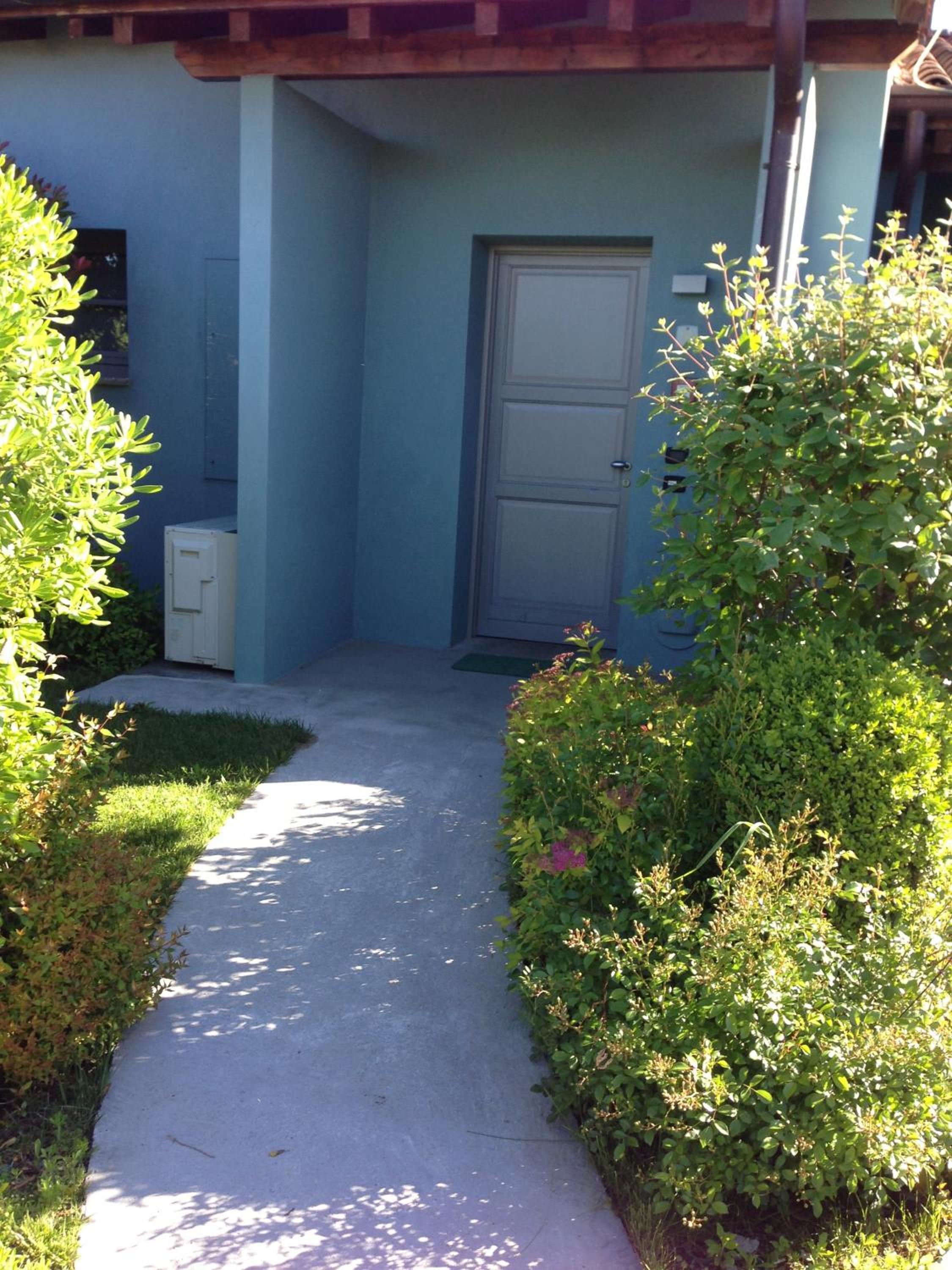 Standard Double Room - Photo 3