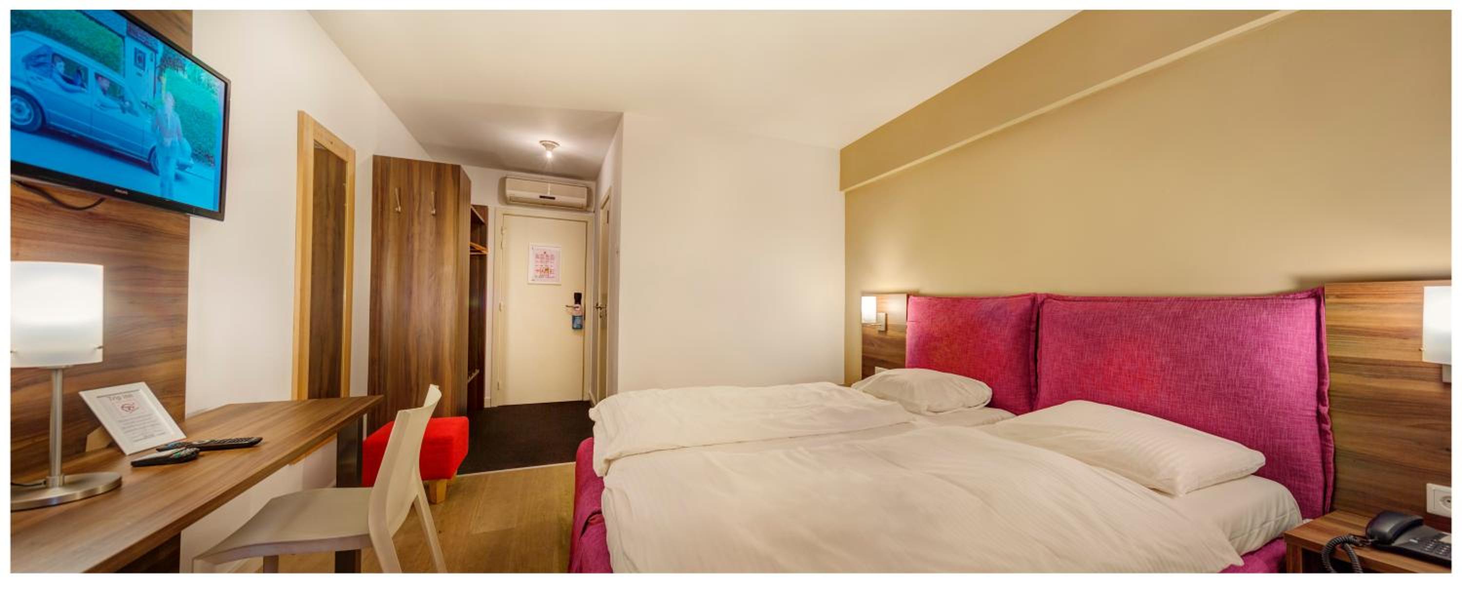 Comfort Twin Room photo 1
