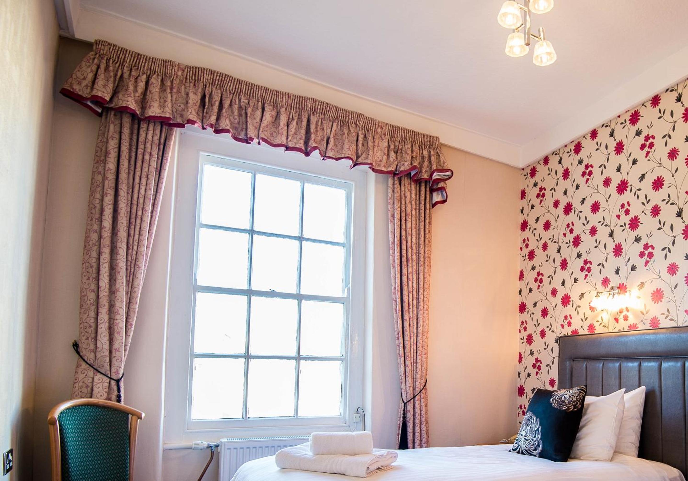 Single Room photo 3