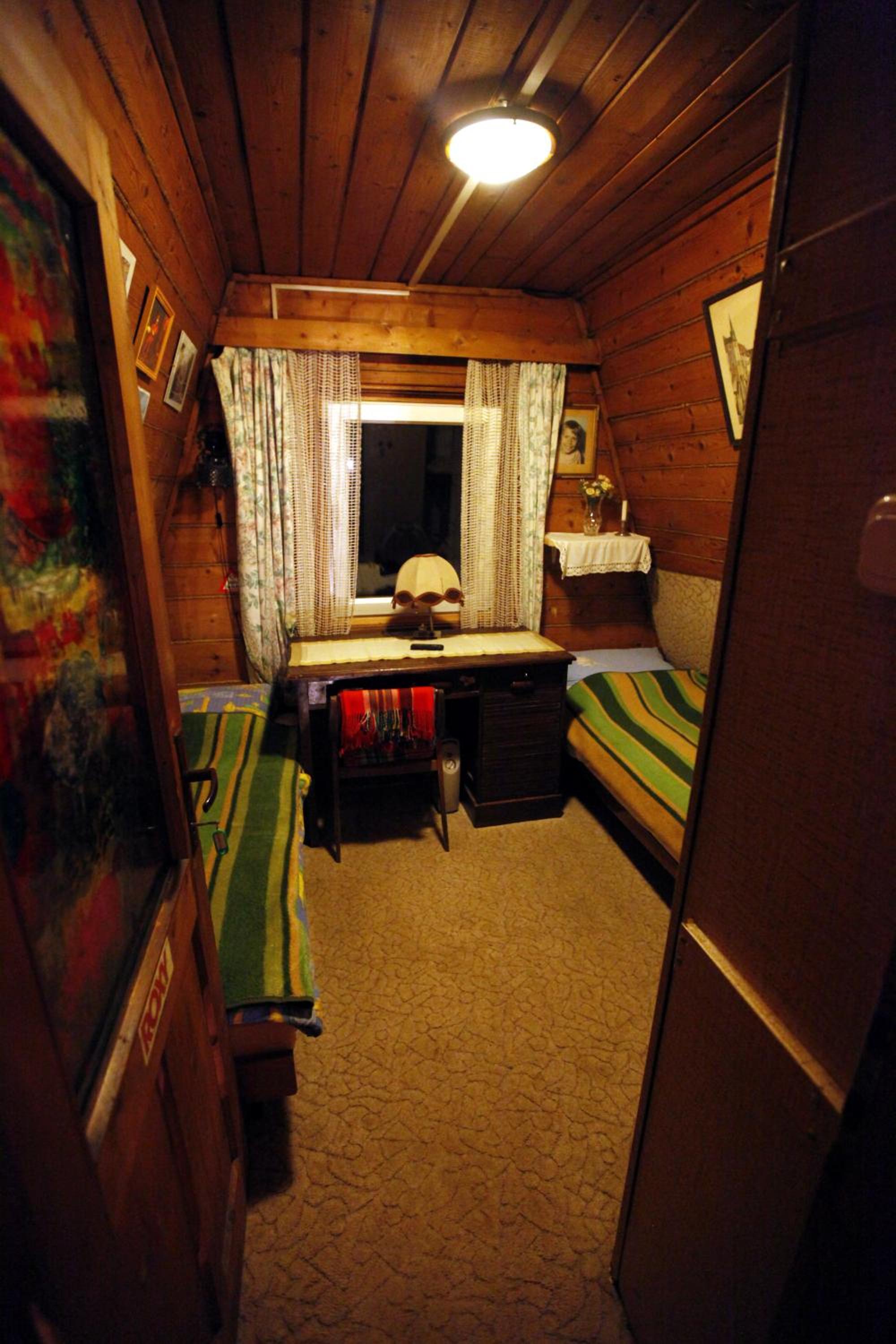 Double Room with Shared Bathroom photo 1