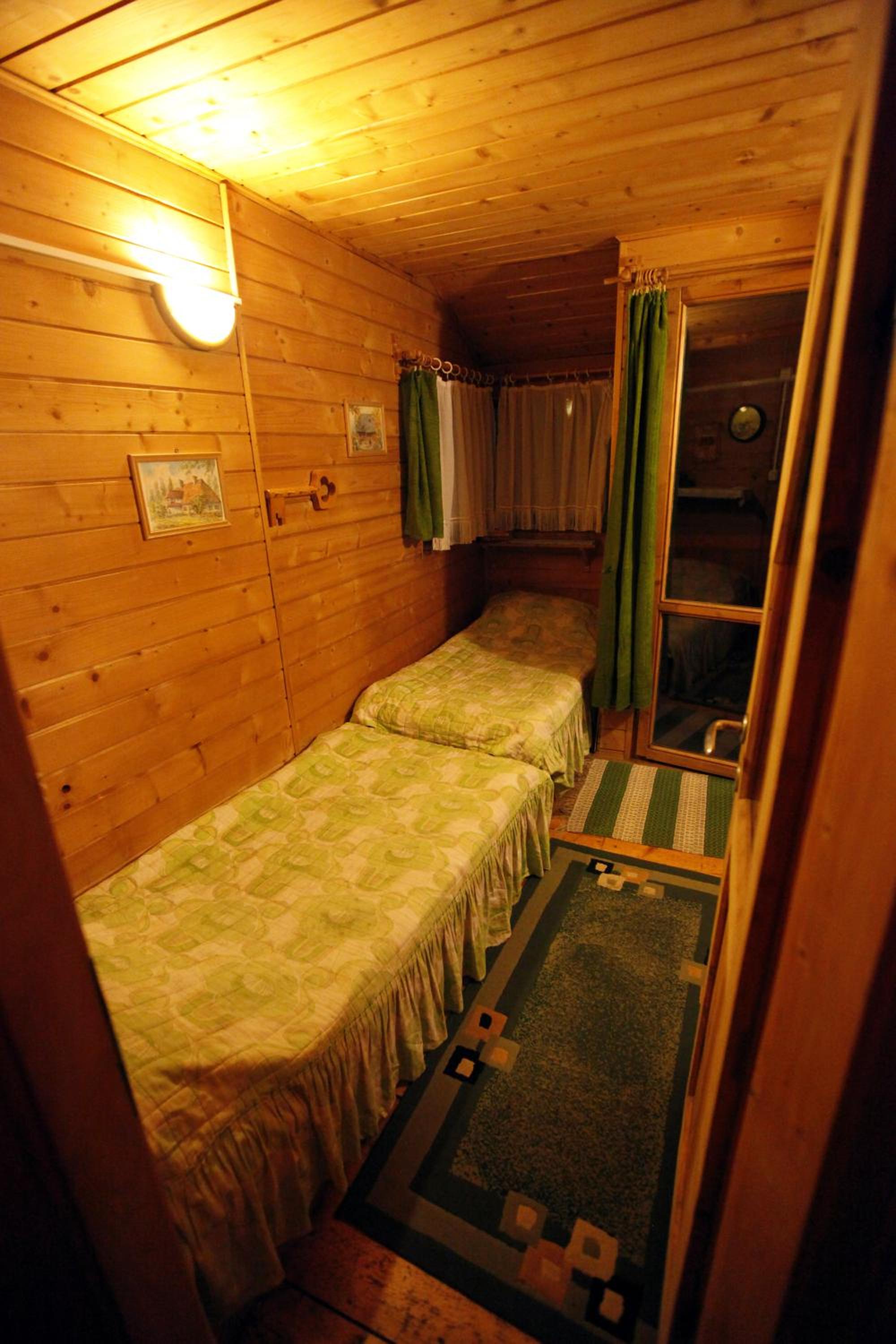 Double Room with Shared Bathroom photo 1