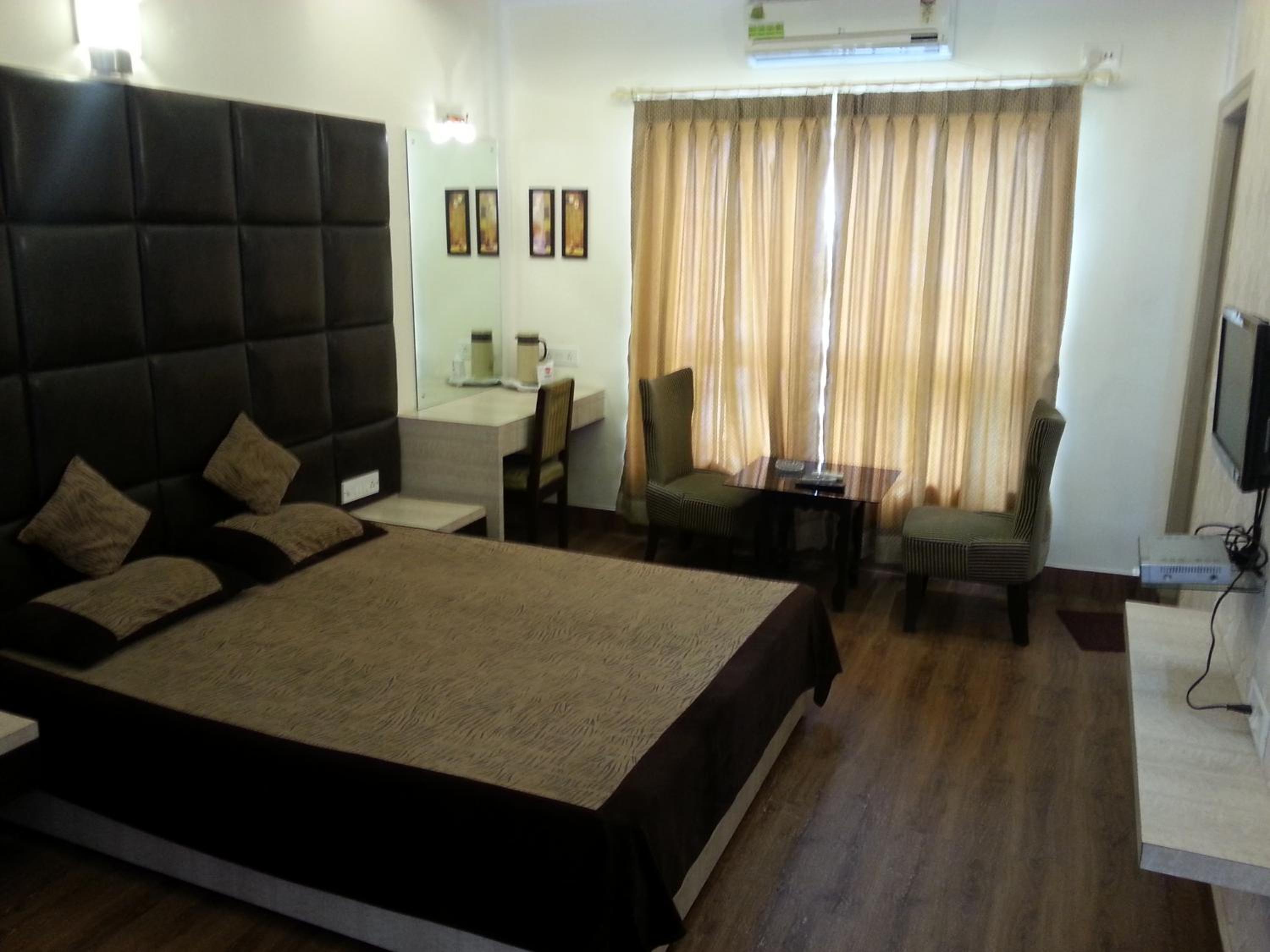 Deluxe Double Room - Photo 4