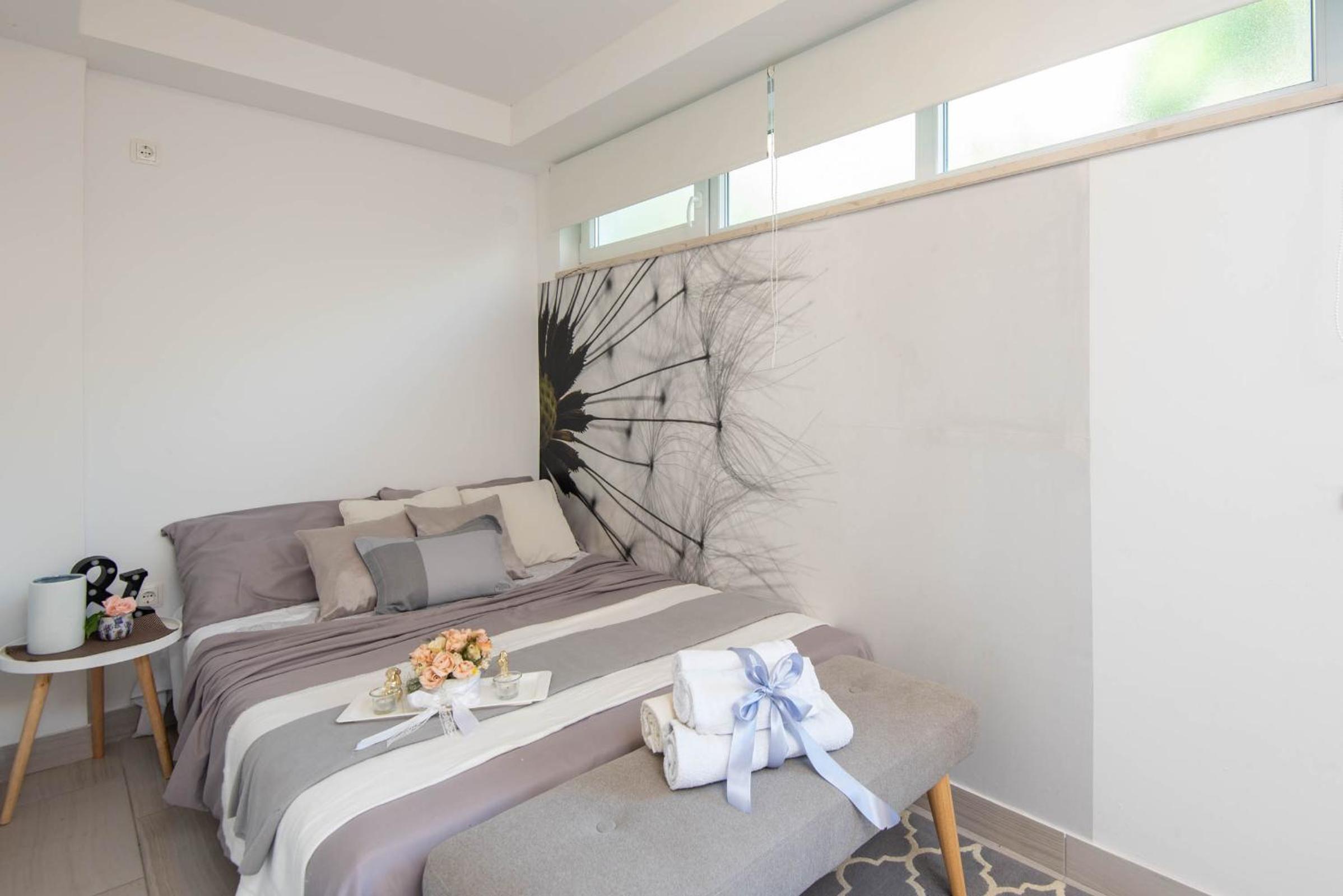 Apartment with Garden View