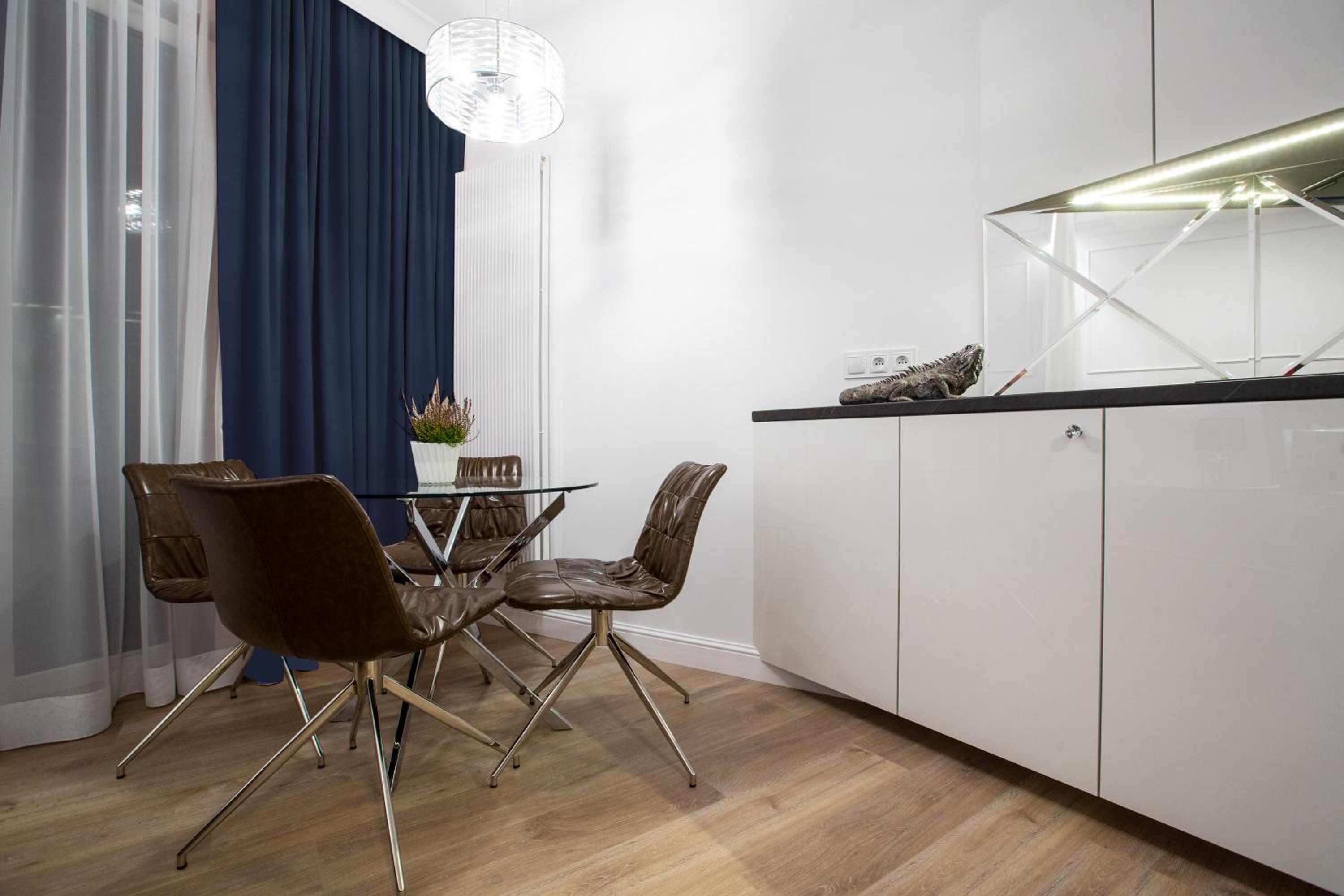 Studio Apartment - Photo 12