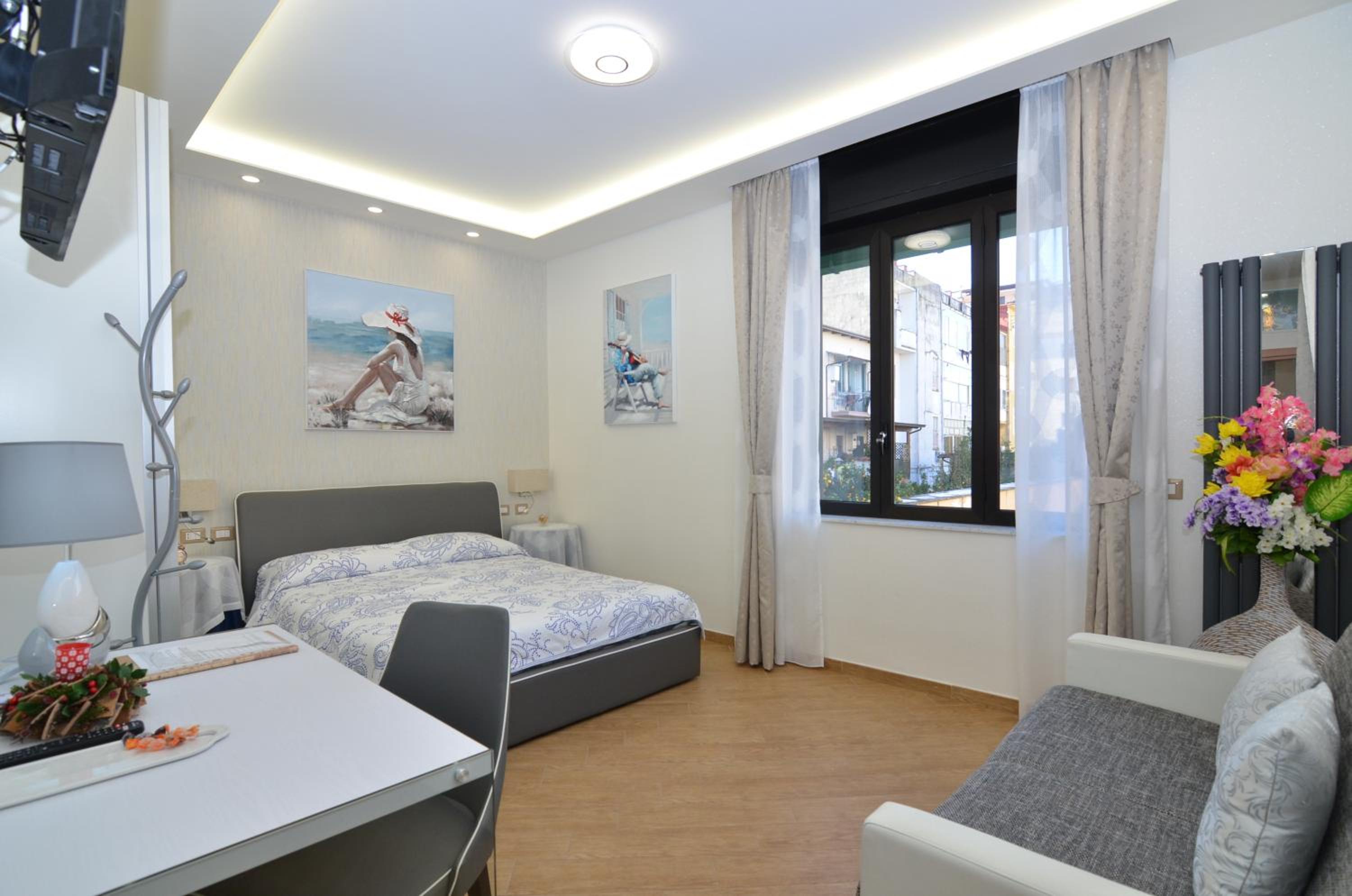 Triple Room with Private Bathroom