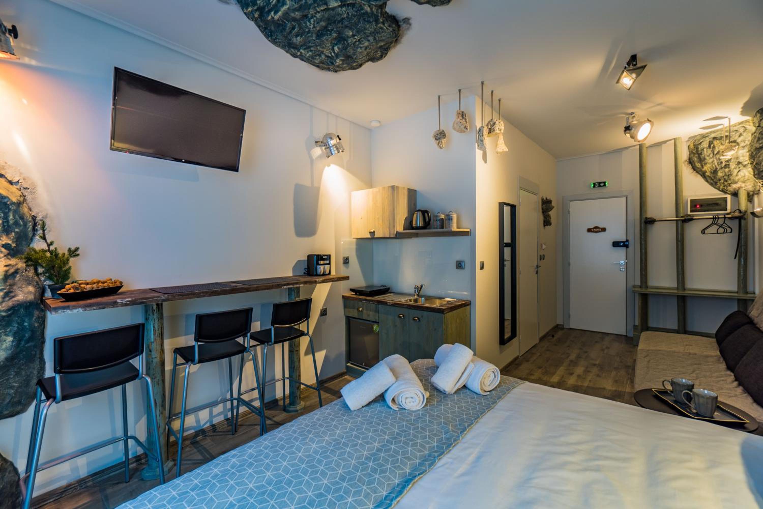 Apartment - Photo 4