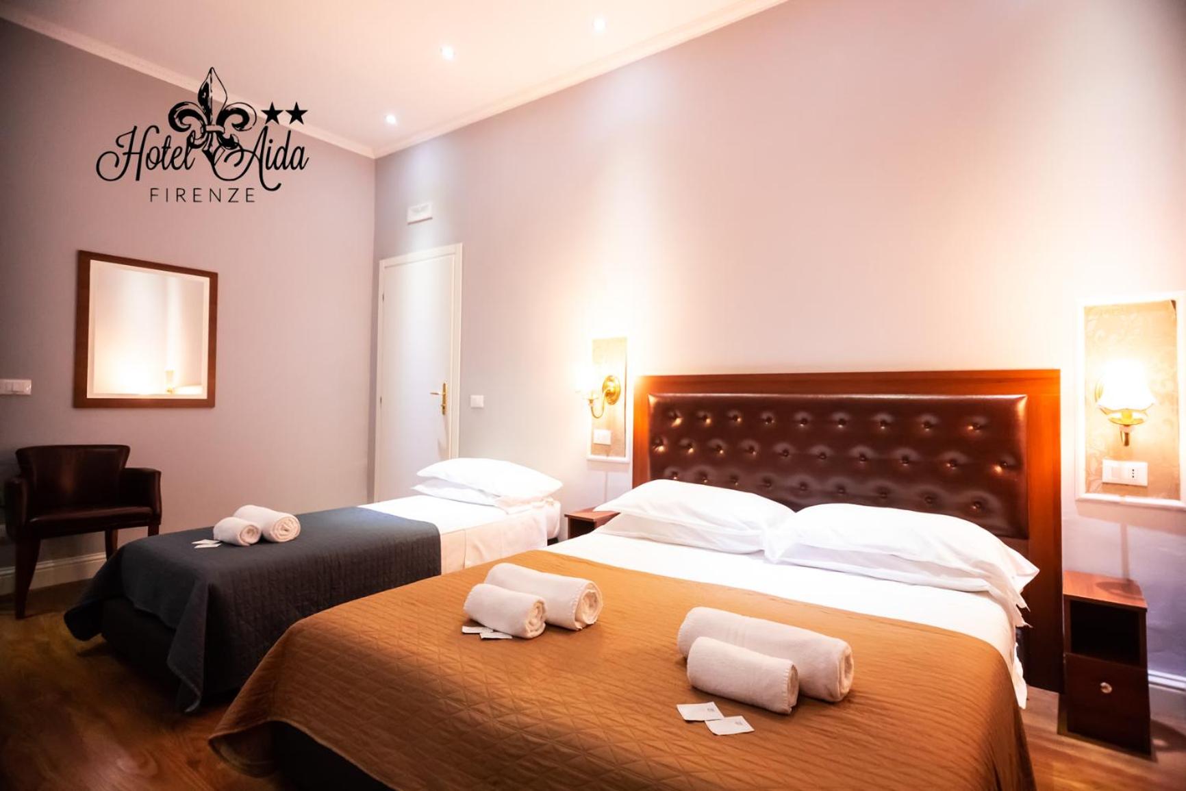 Triple Room with Private Bathroom photo 3