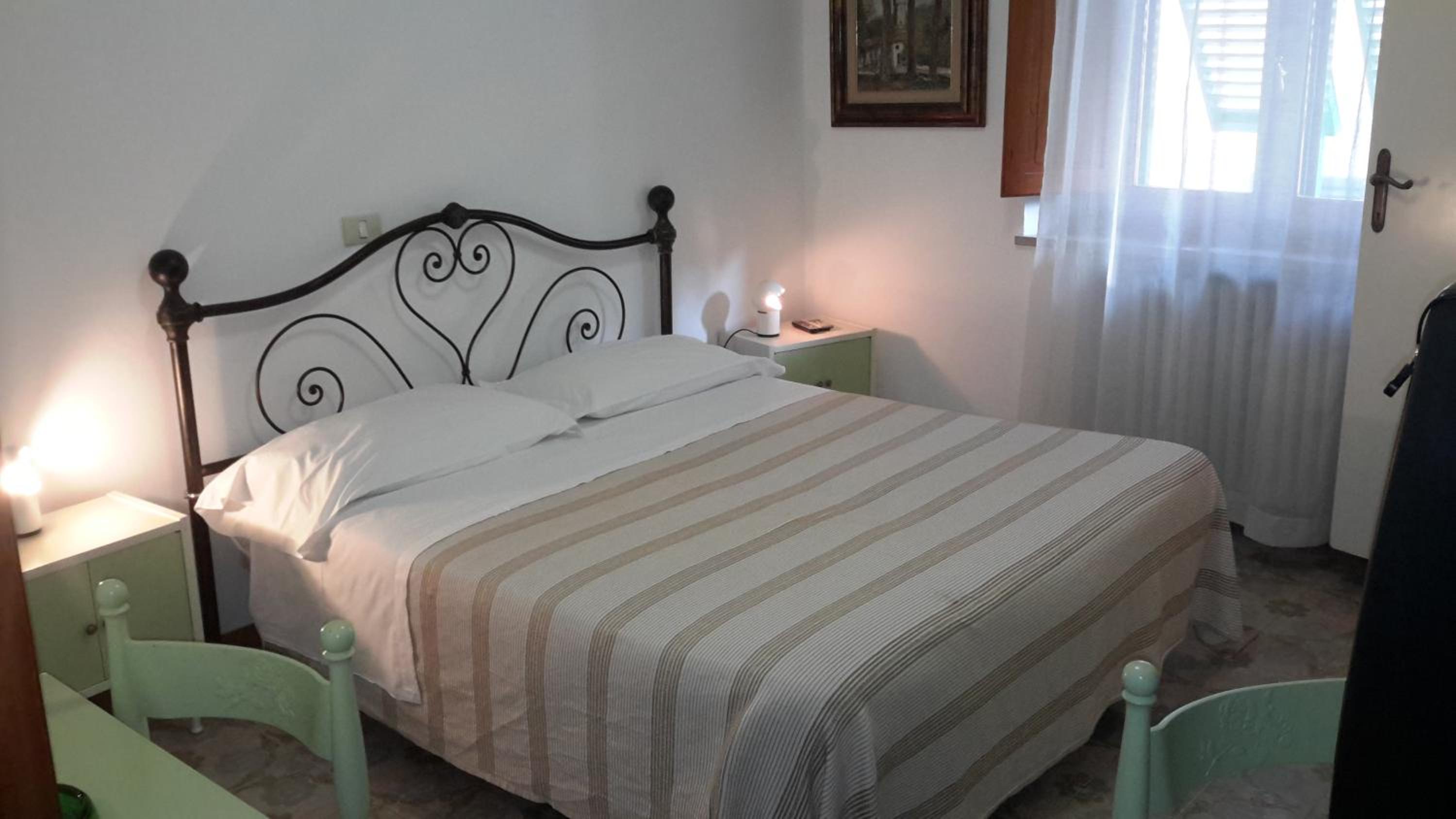 Double Room - Photo 19