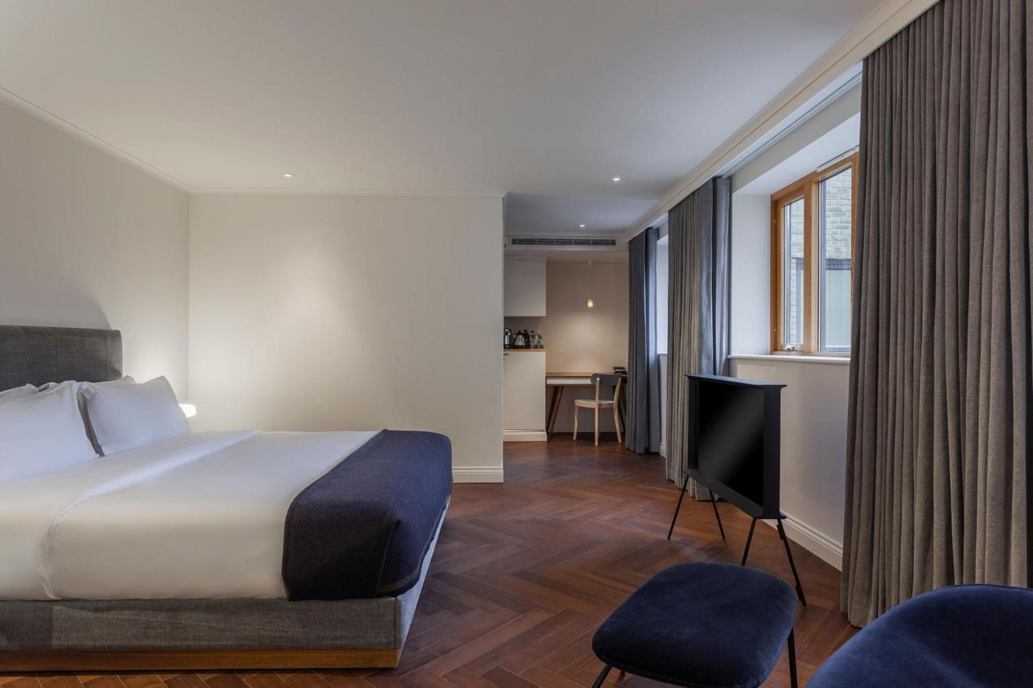 The House Junior Suite - Photo 5