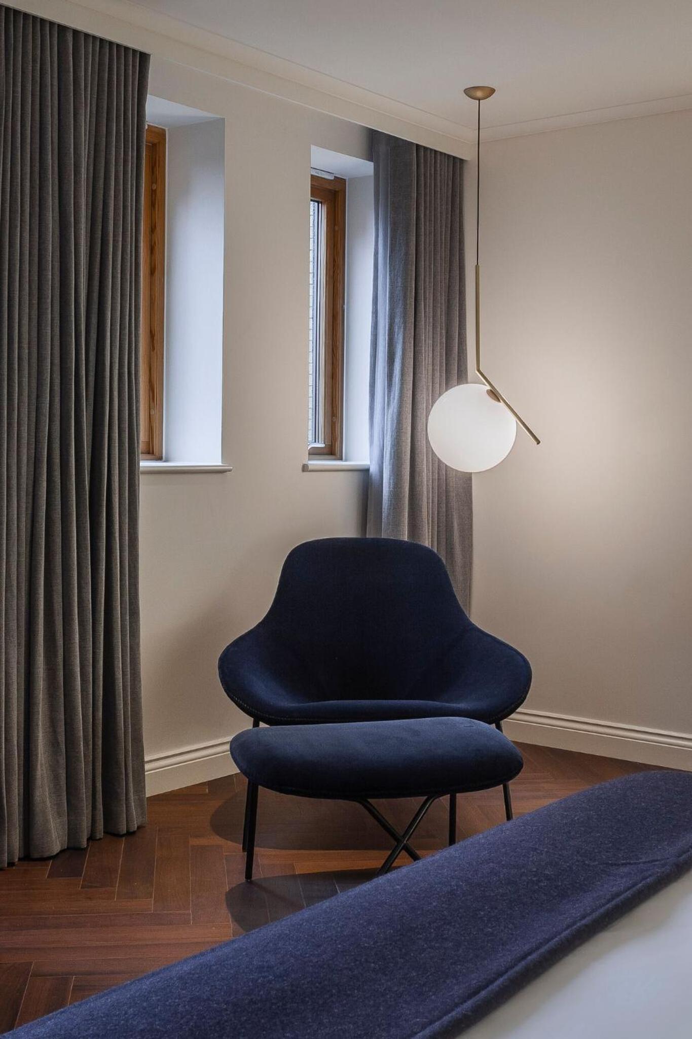 The House Junior Suite - Photo 9
