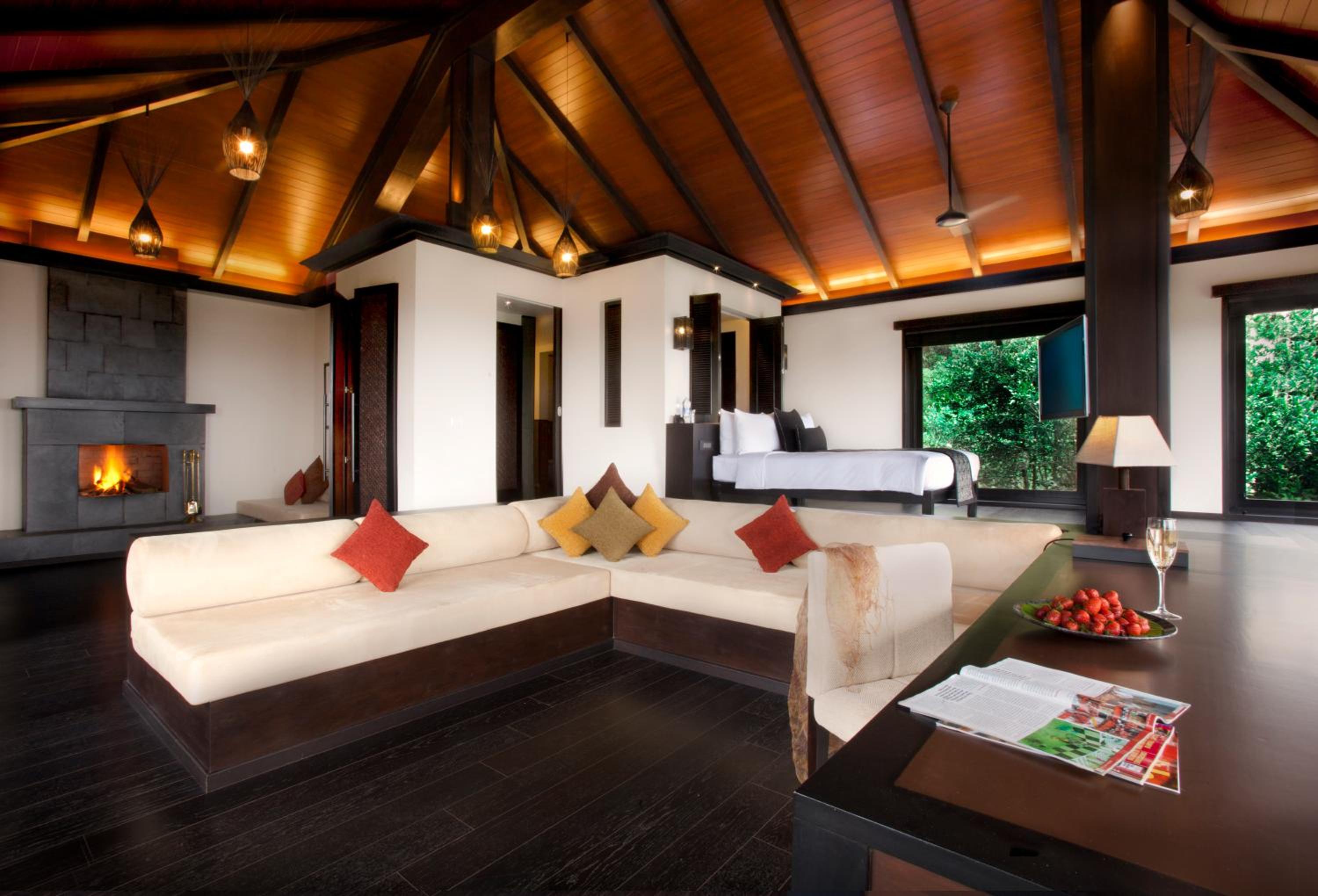 Premium Villa King Bed Garden View photo