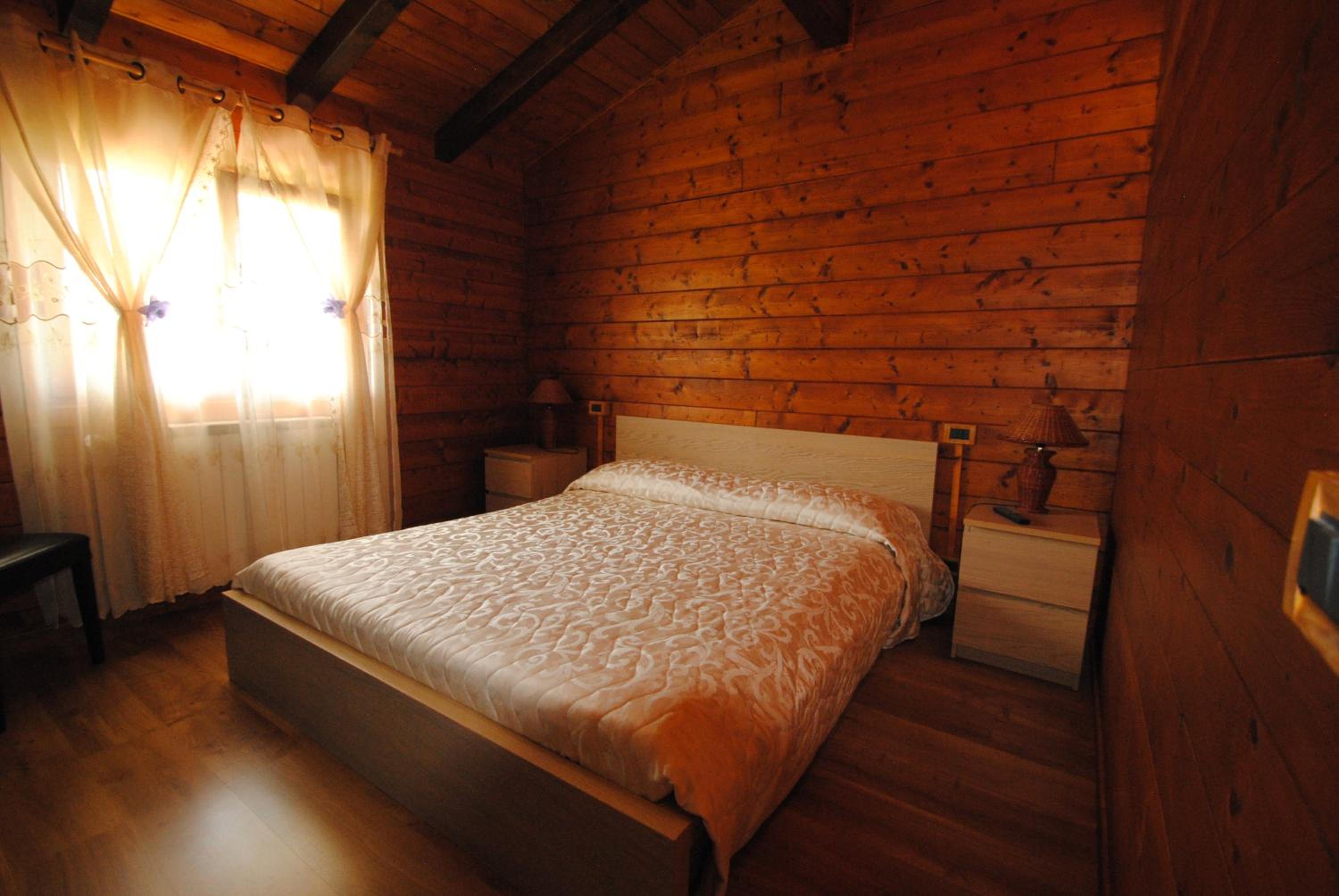 Deluxe Double or Twin Room photo 1