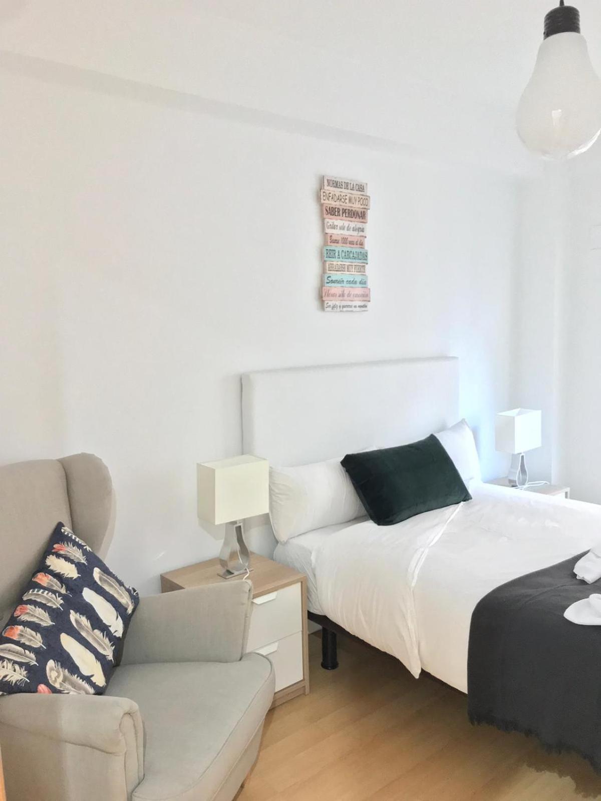 Apartamento con Balcón