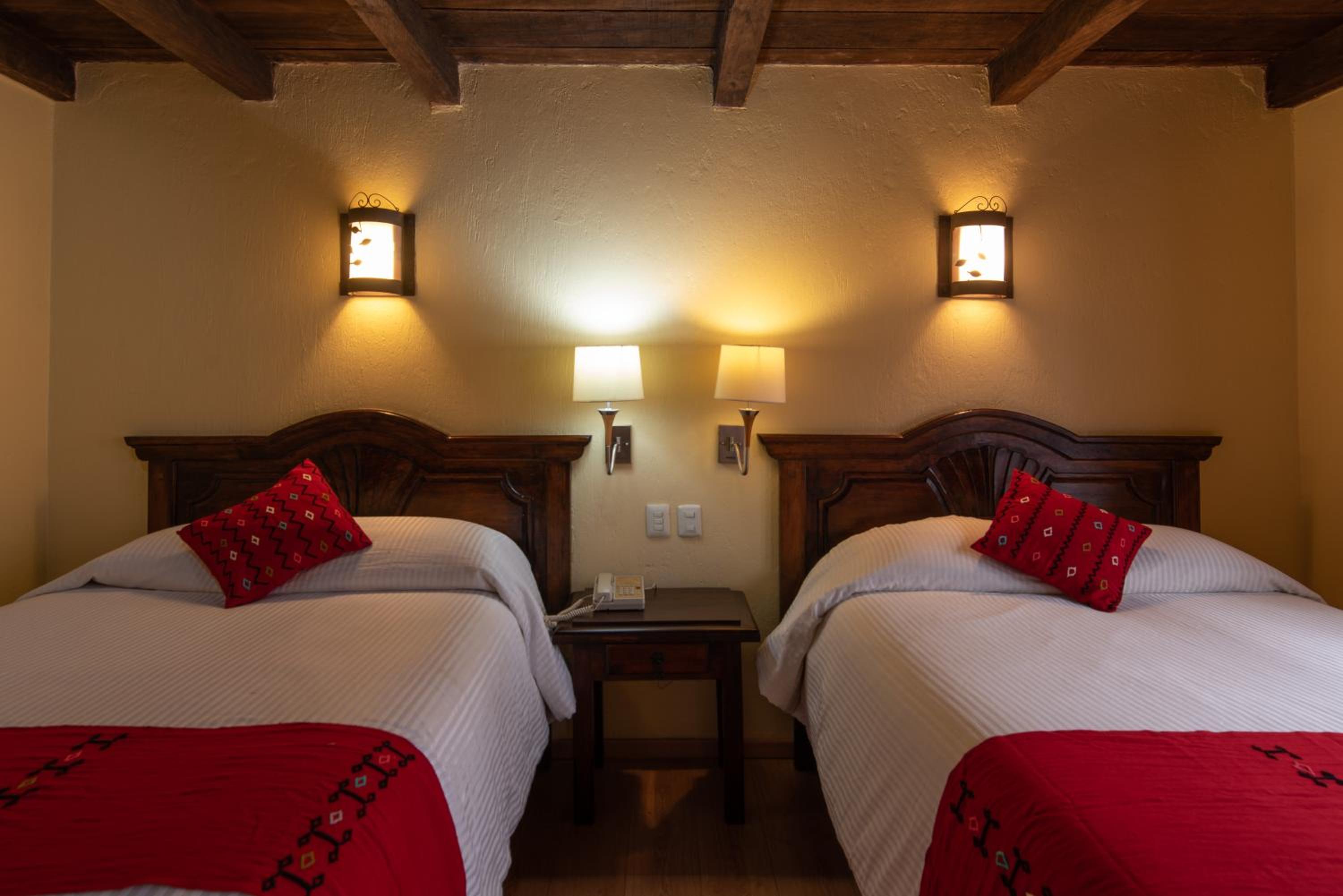 Double Room with Two Double Beds - Photo 6