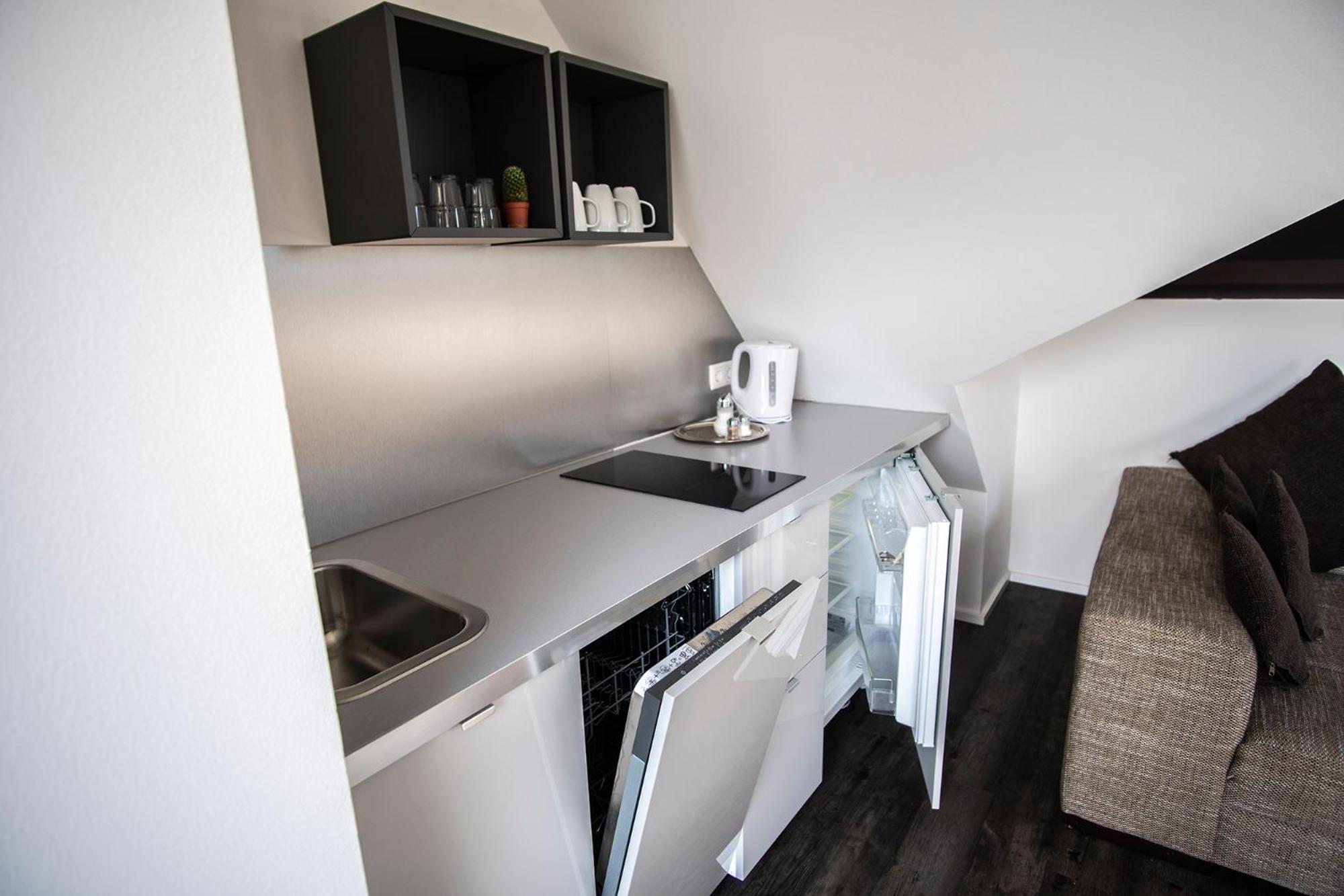 Family Suite - Photo 7