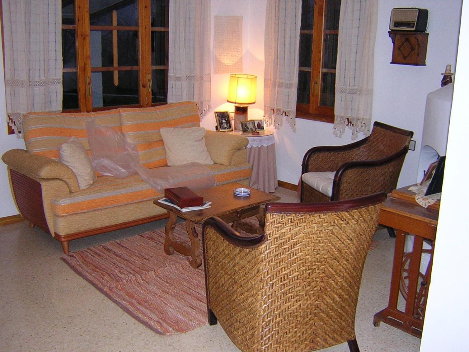Four-Bedroom House photo 3