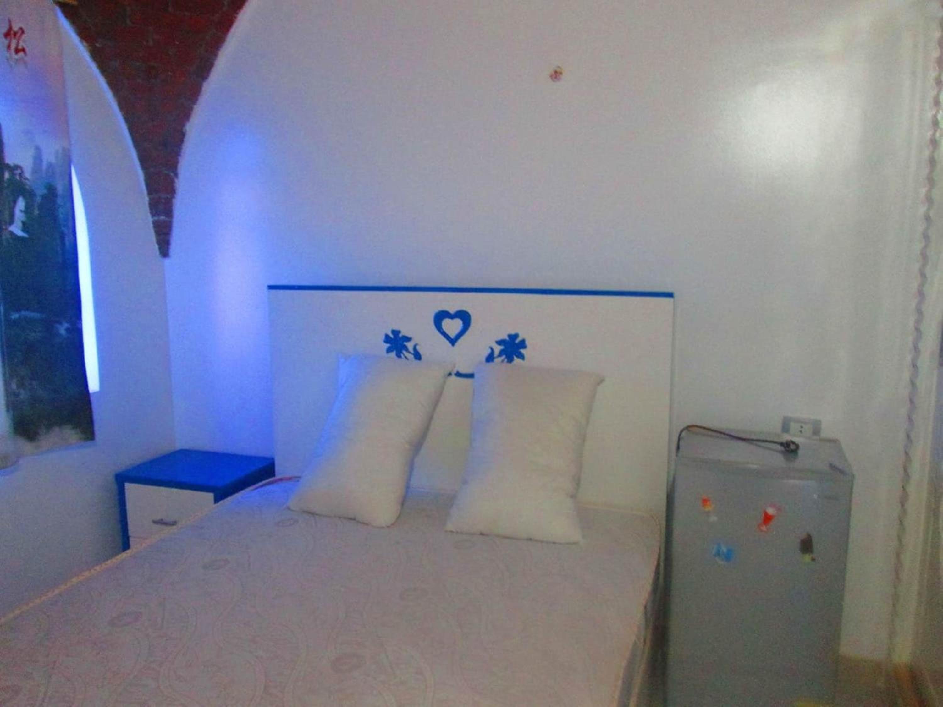 Studio Apartment - Photo 2