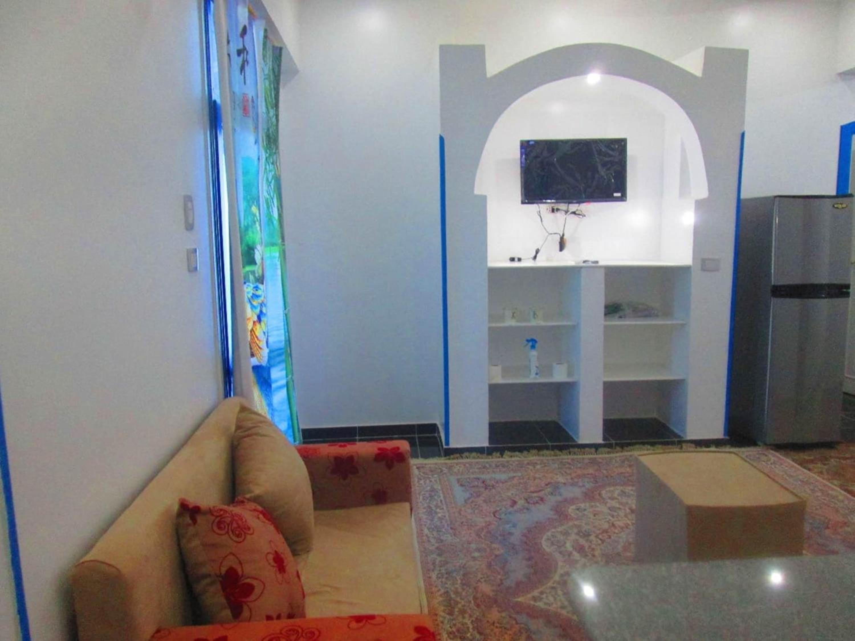 One-Bedroom Apartment - Photo 10