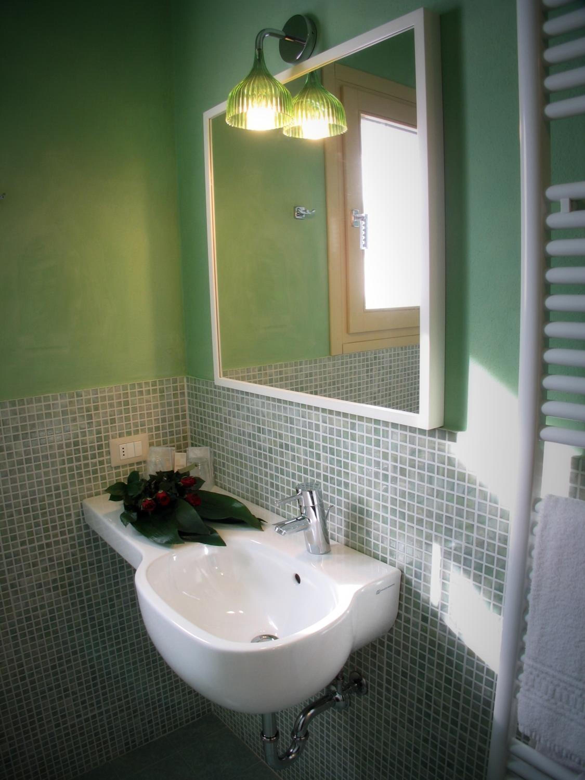 Double Room - Photo 5