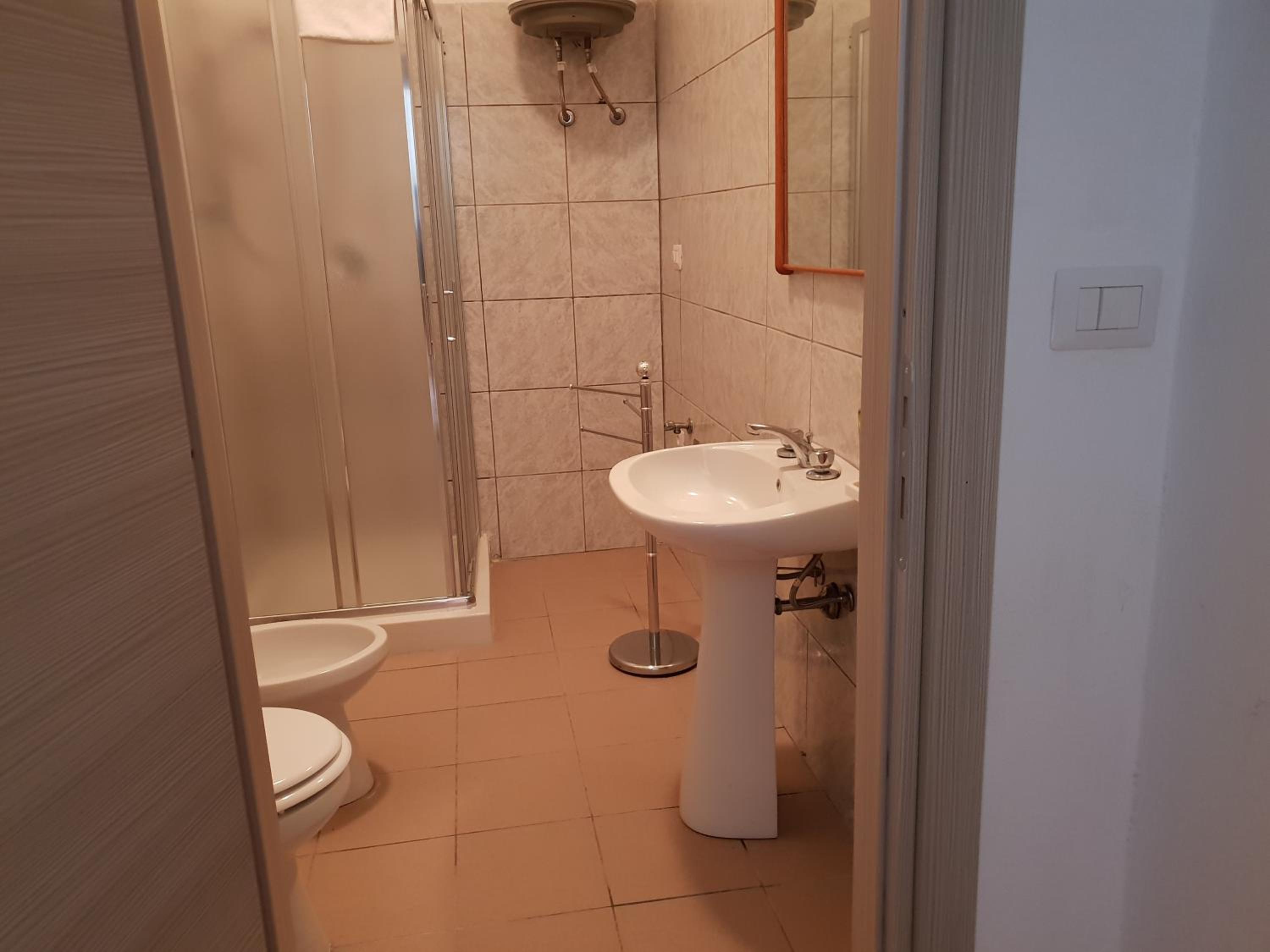 Apartment - Ground Floor photo 3