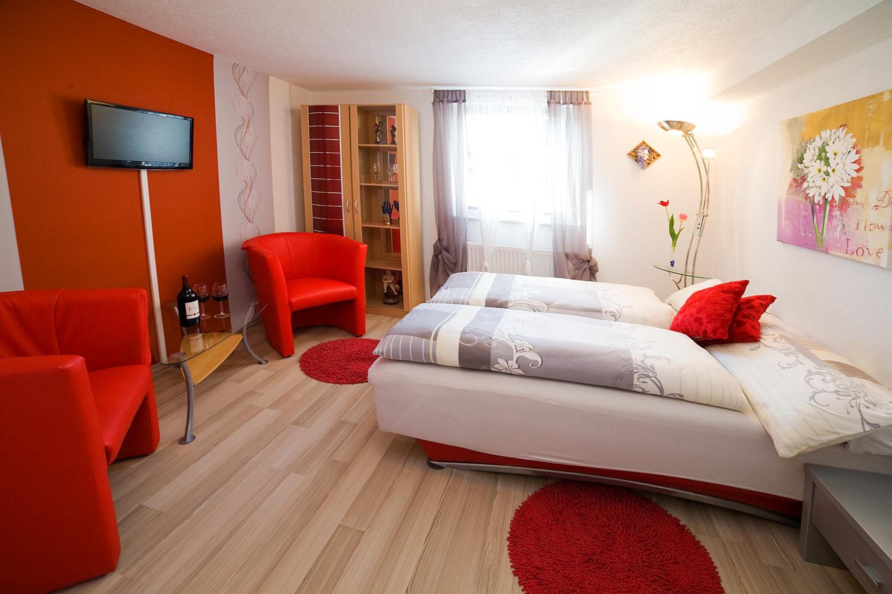Double Room - Photo 6