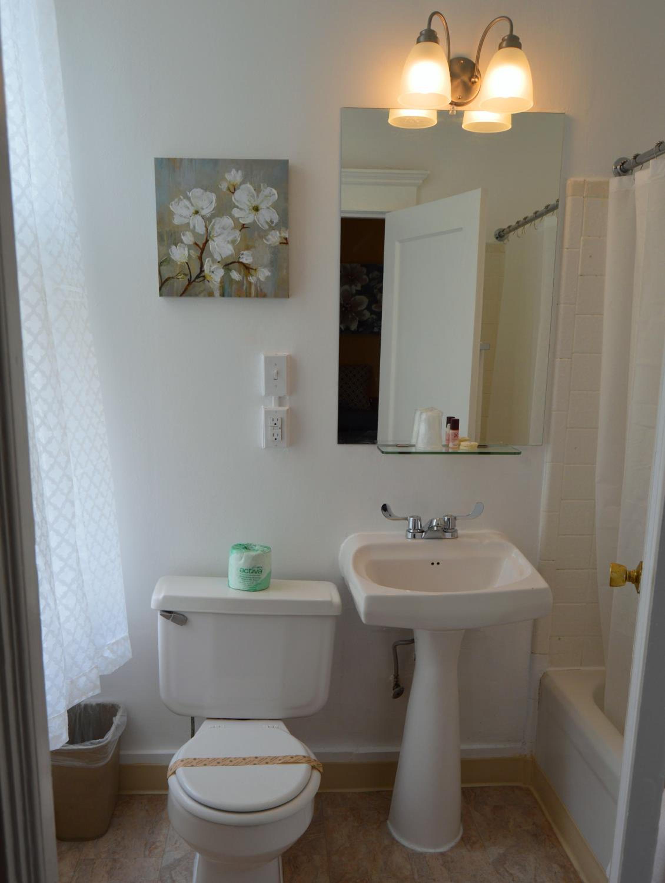 Deluxe Queen Room - Photo 4
