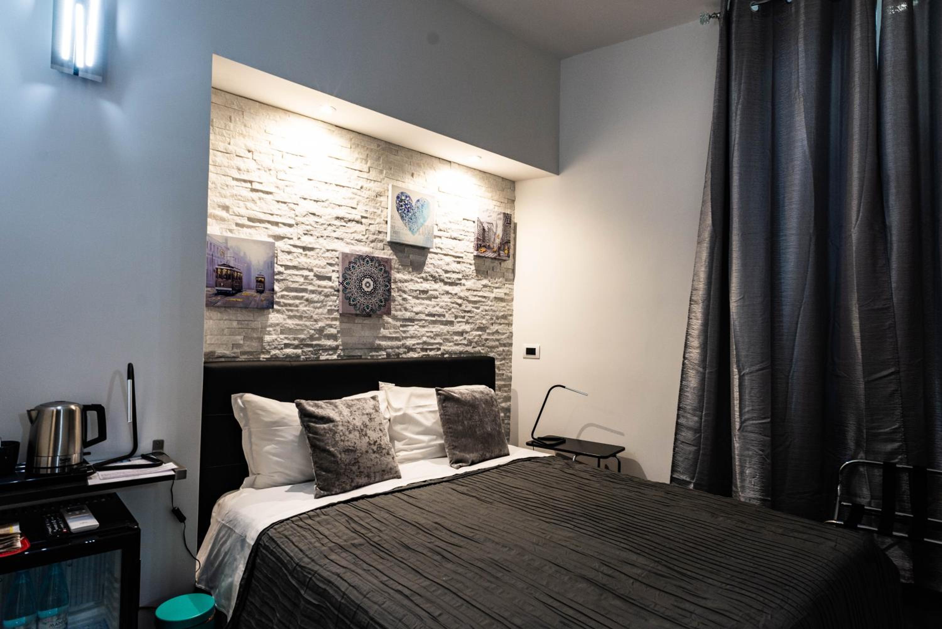 Small Double Room photo 3