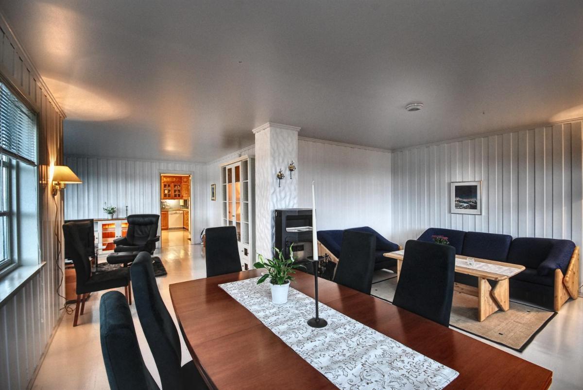 Villa with Sea View photo 1