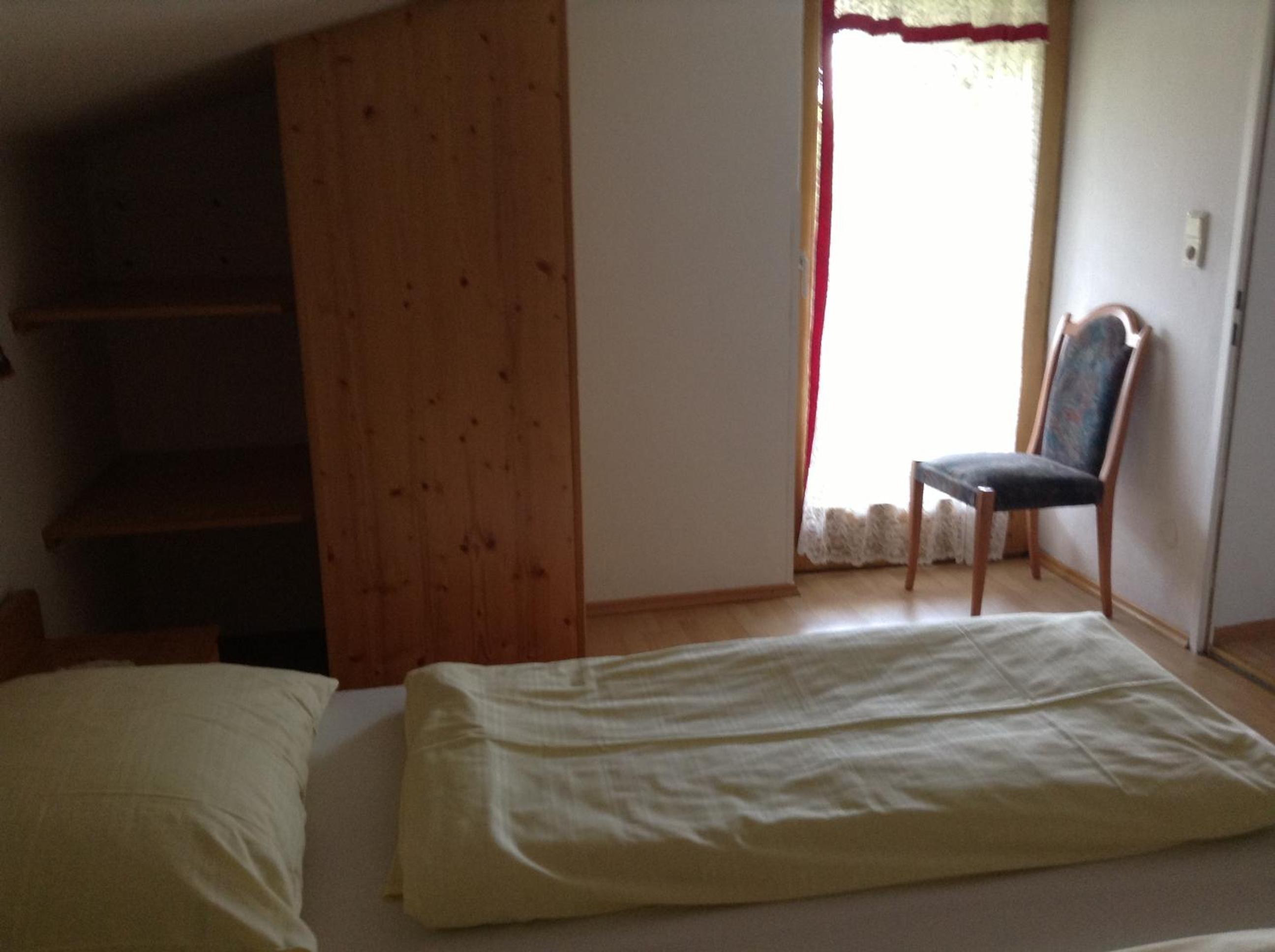 Three-Bedroom Apartment with Balcony photo 2
