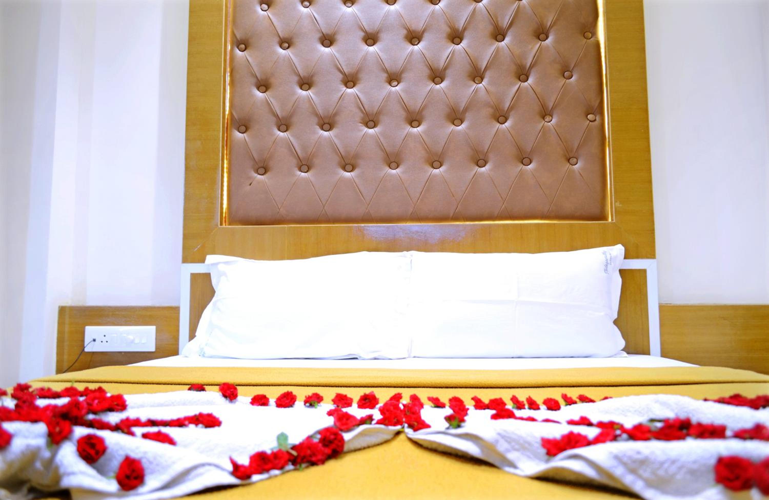 Standard Double Room - Photo 4