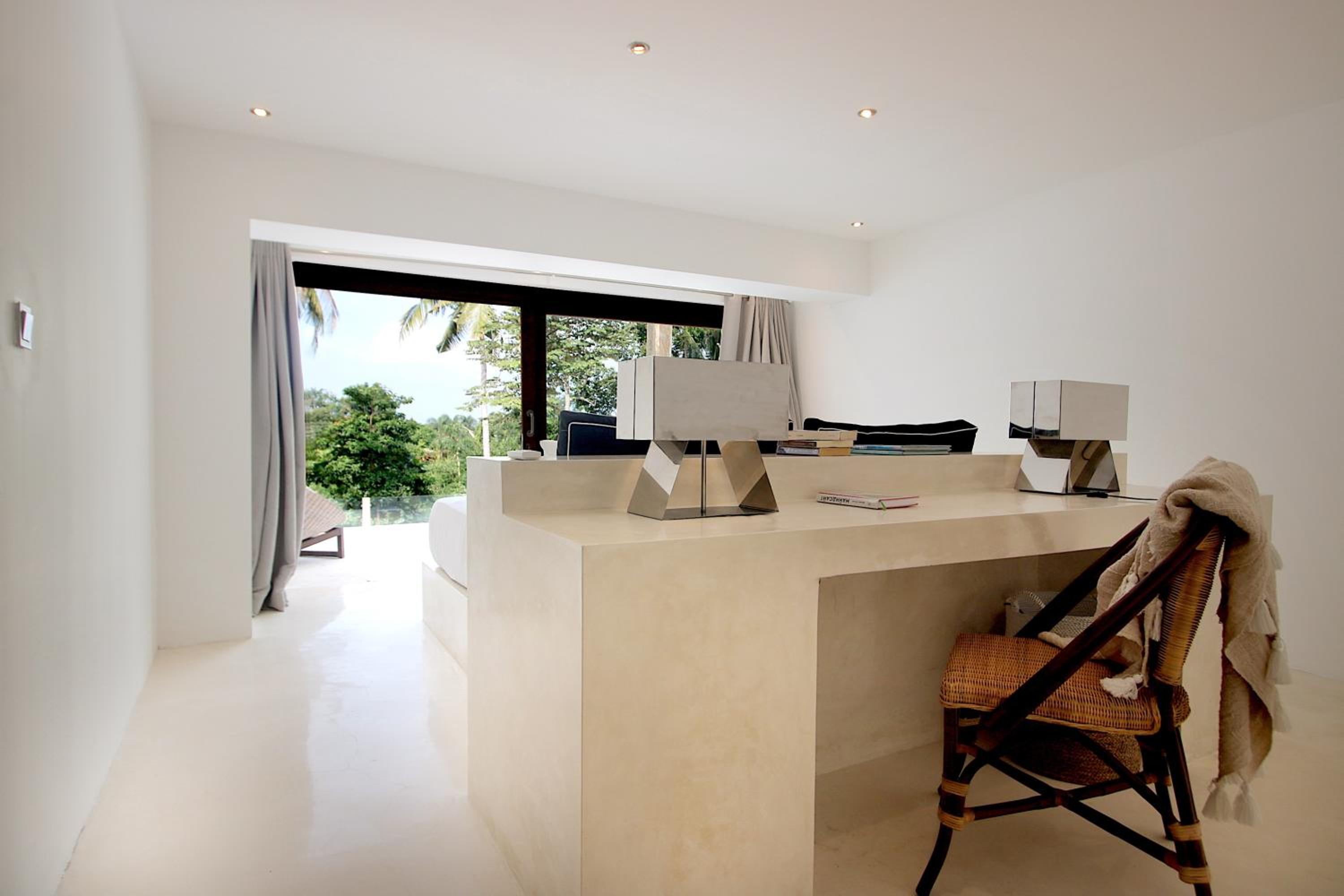 Three-Bedroom Villa with Private Pool - Photo 23