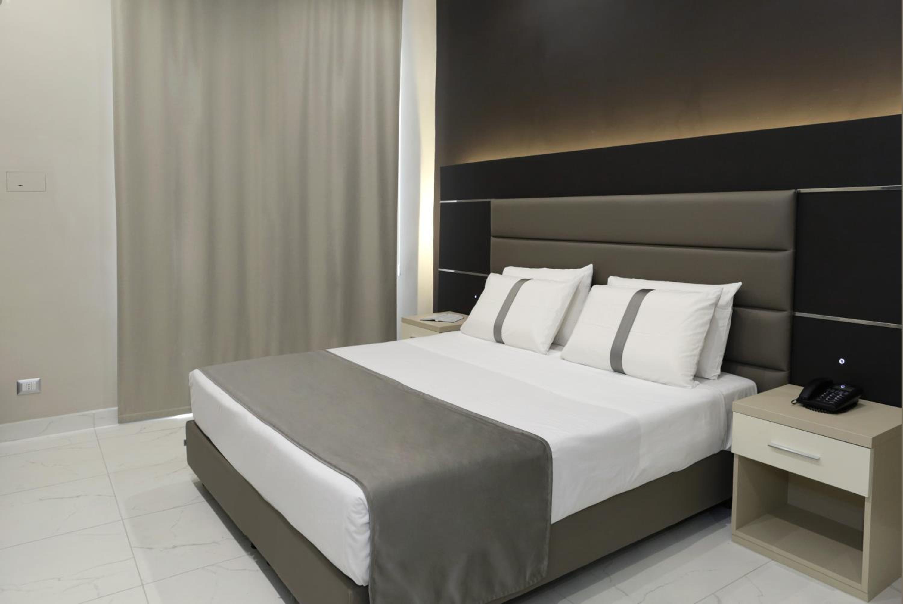 Superior Double or Twin Room photo 3