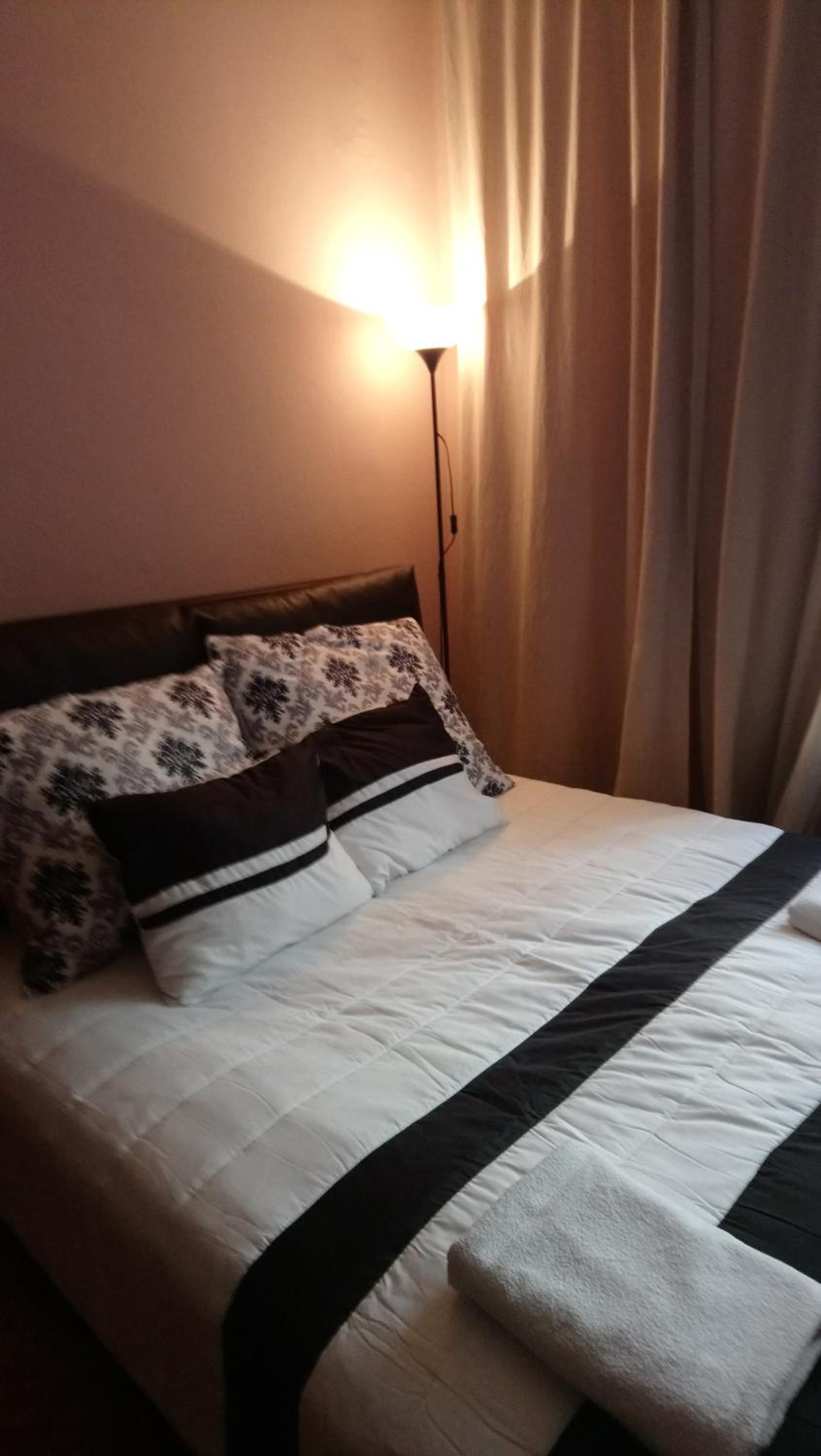 Double or Twin Room with Shared Bathroom