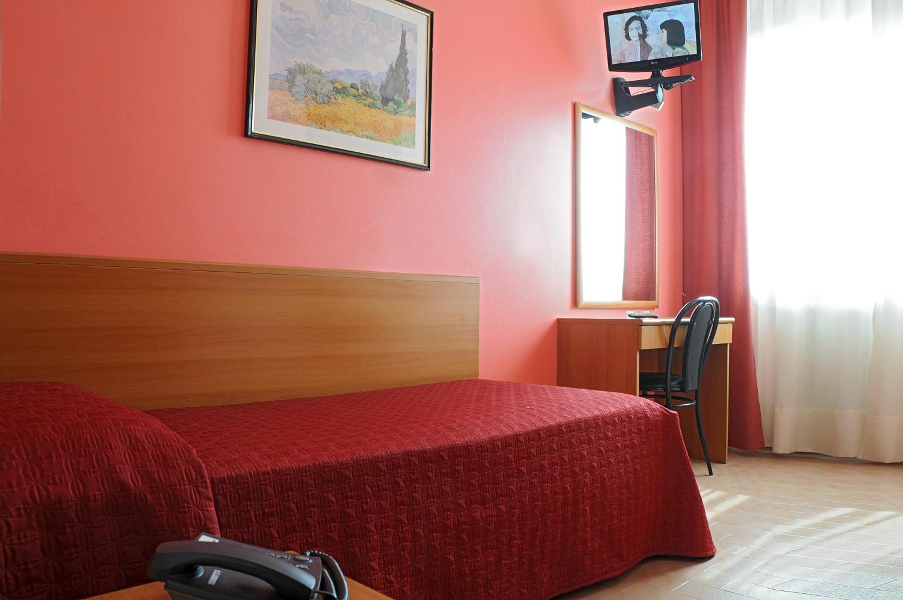 Single Room photo 1