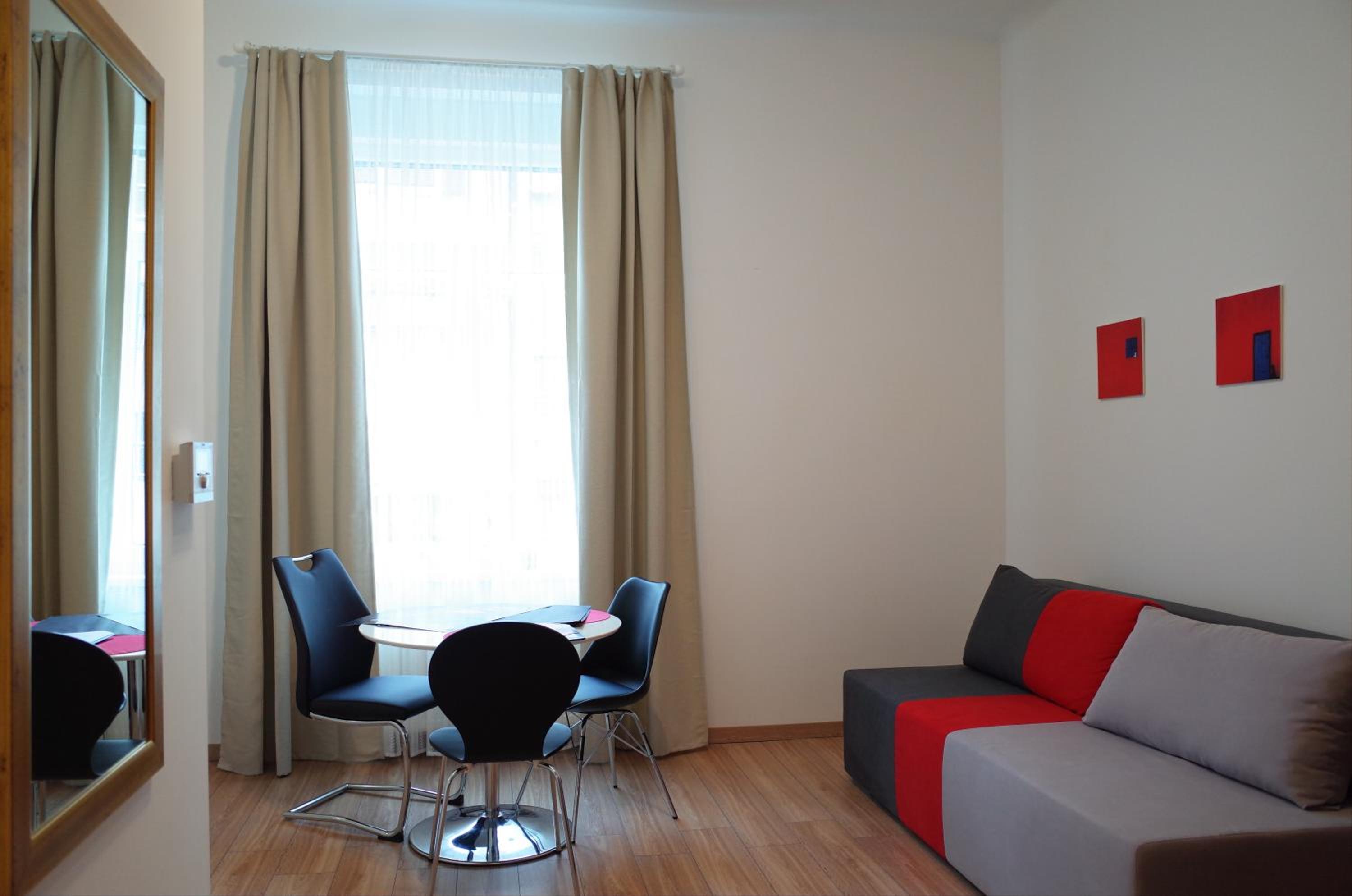 Apartment - Photo 22
