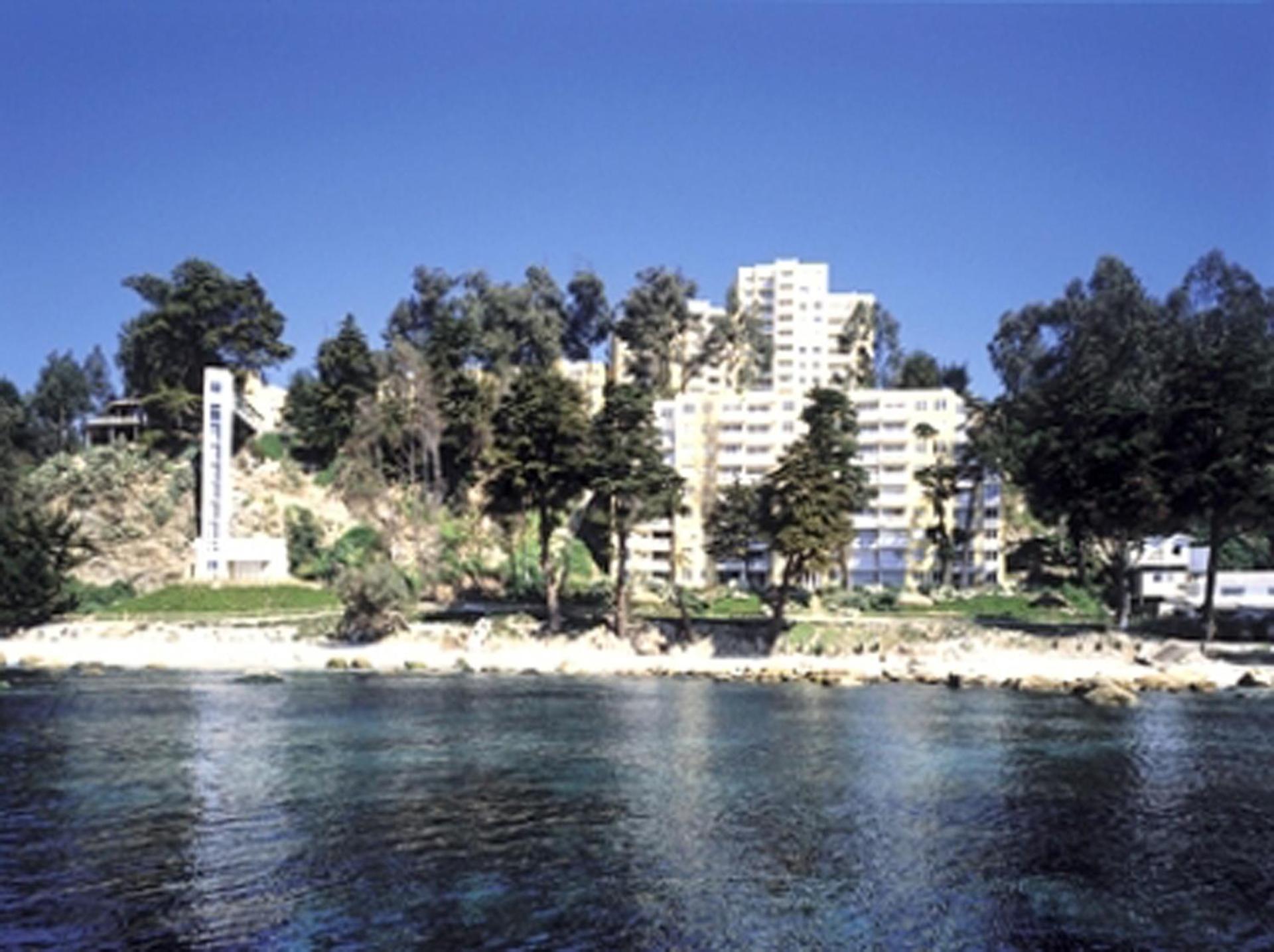 Apartment with Sea View photo 3