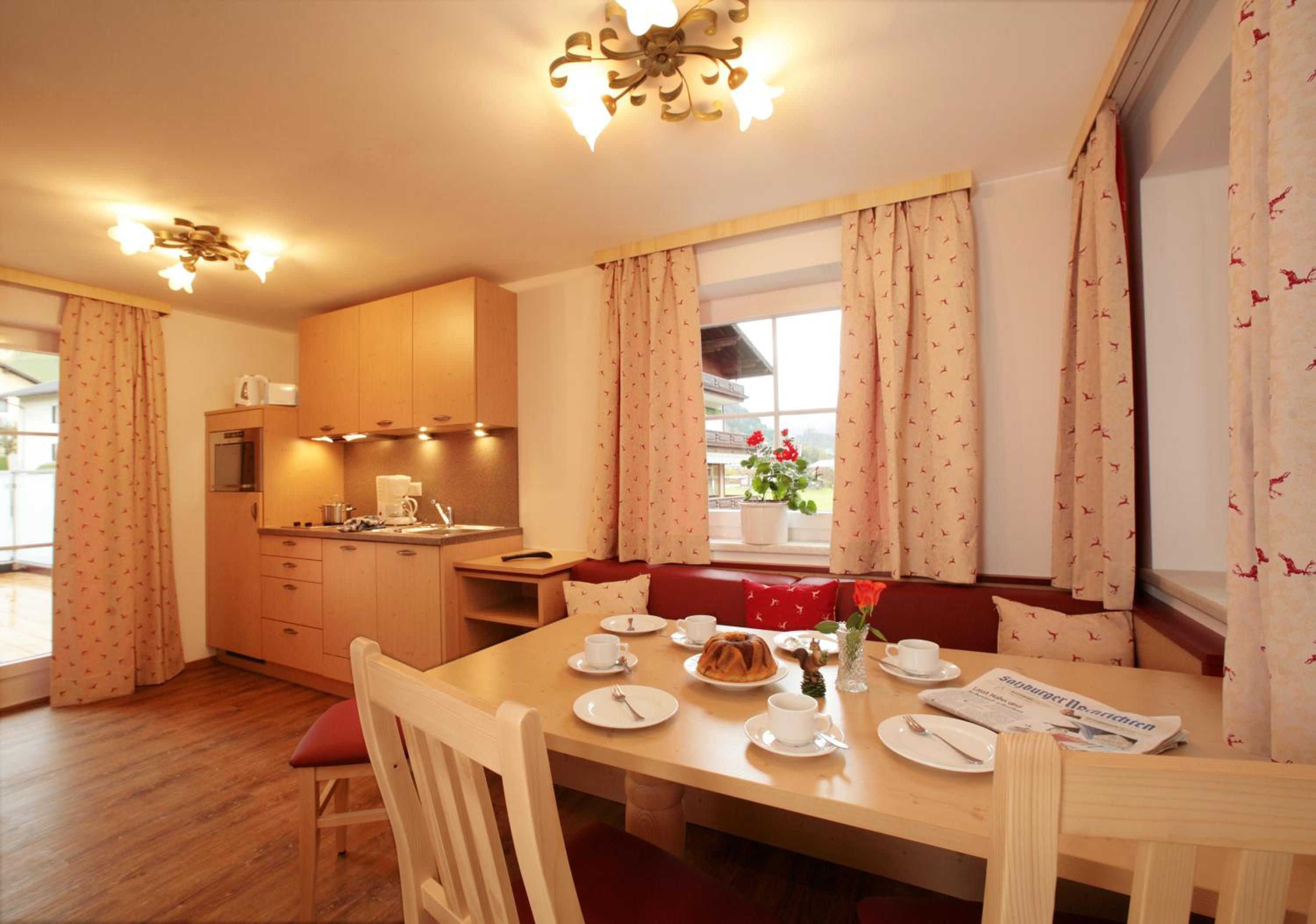 Three-Bedroom Apartment - Photo 6
