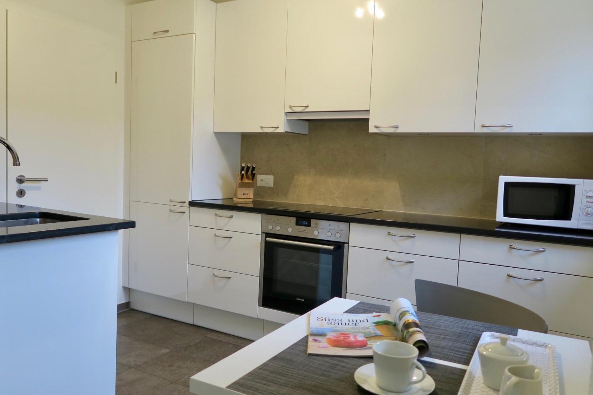 Two-Bedroom Apartment - Photo 12