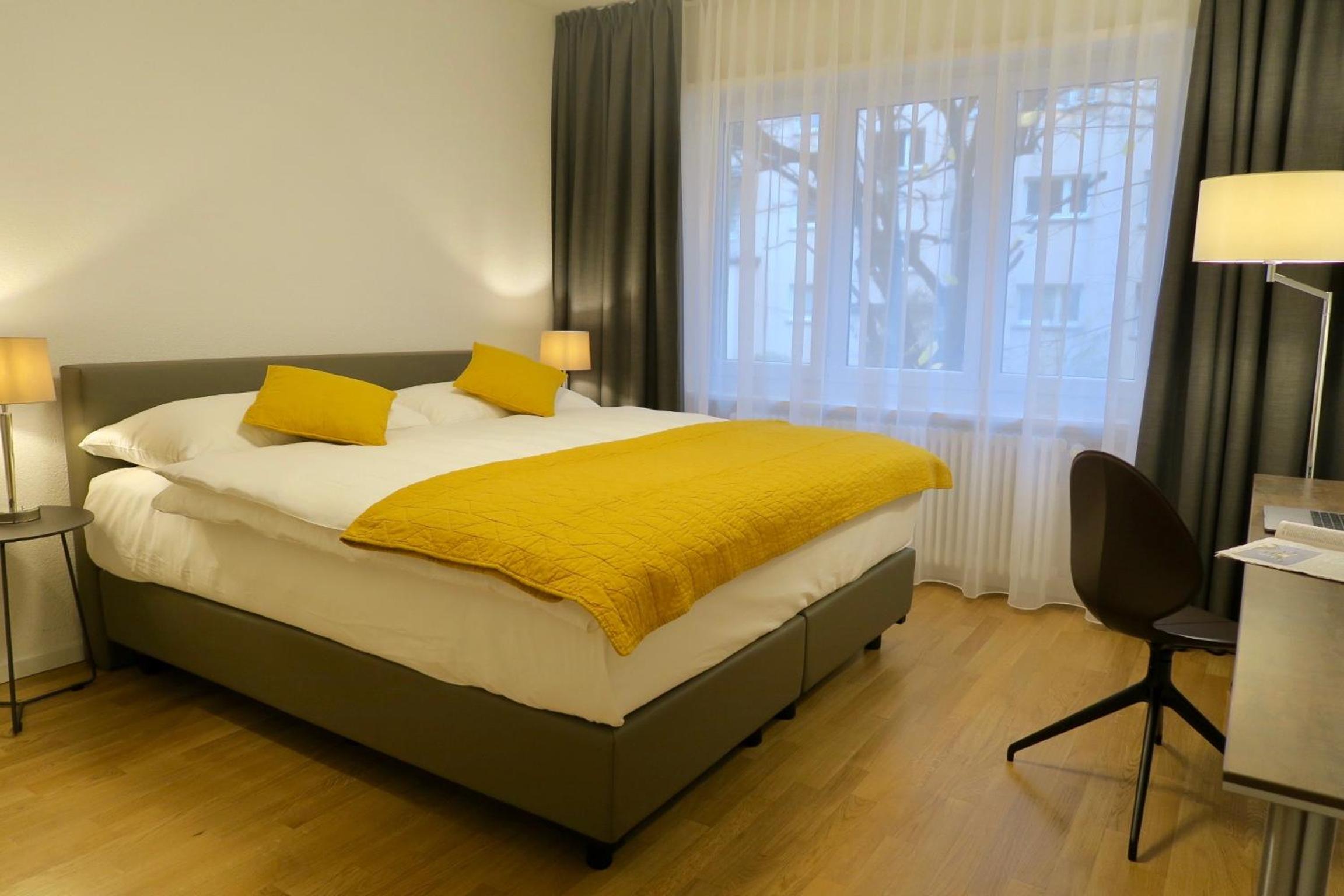 Two-Bedroom Apartment - Photo 18