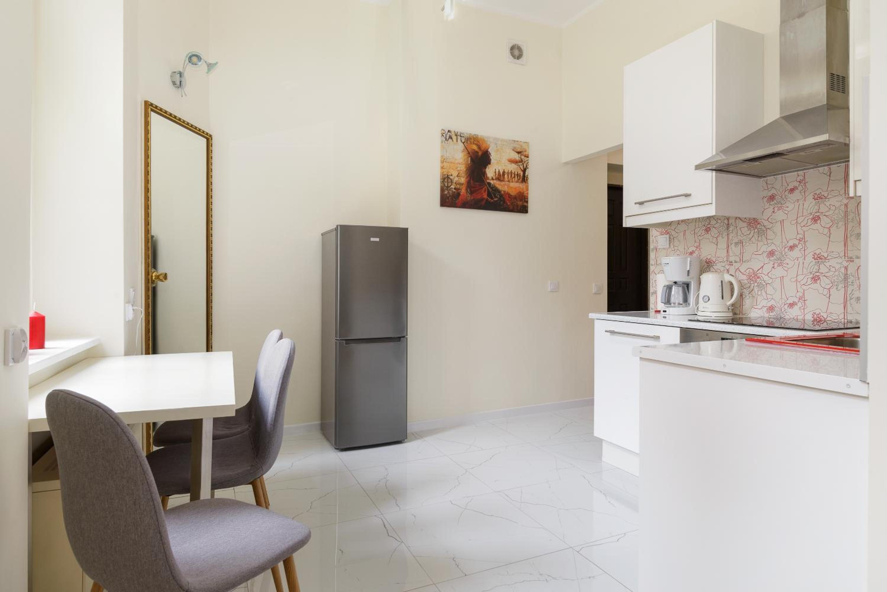 One-Bedroom Apartment - Photo 9