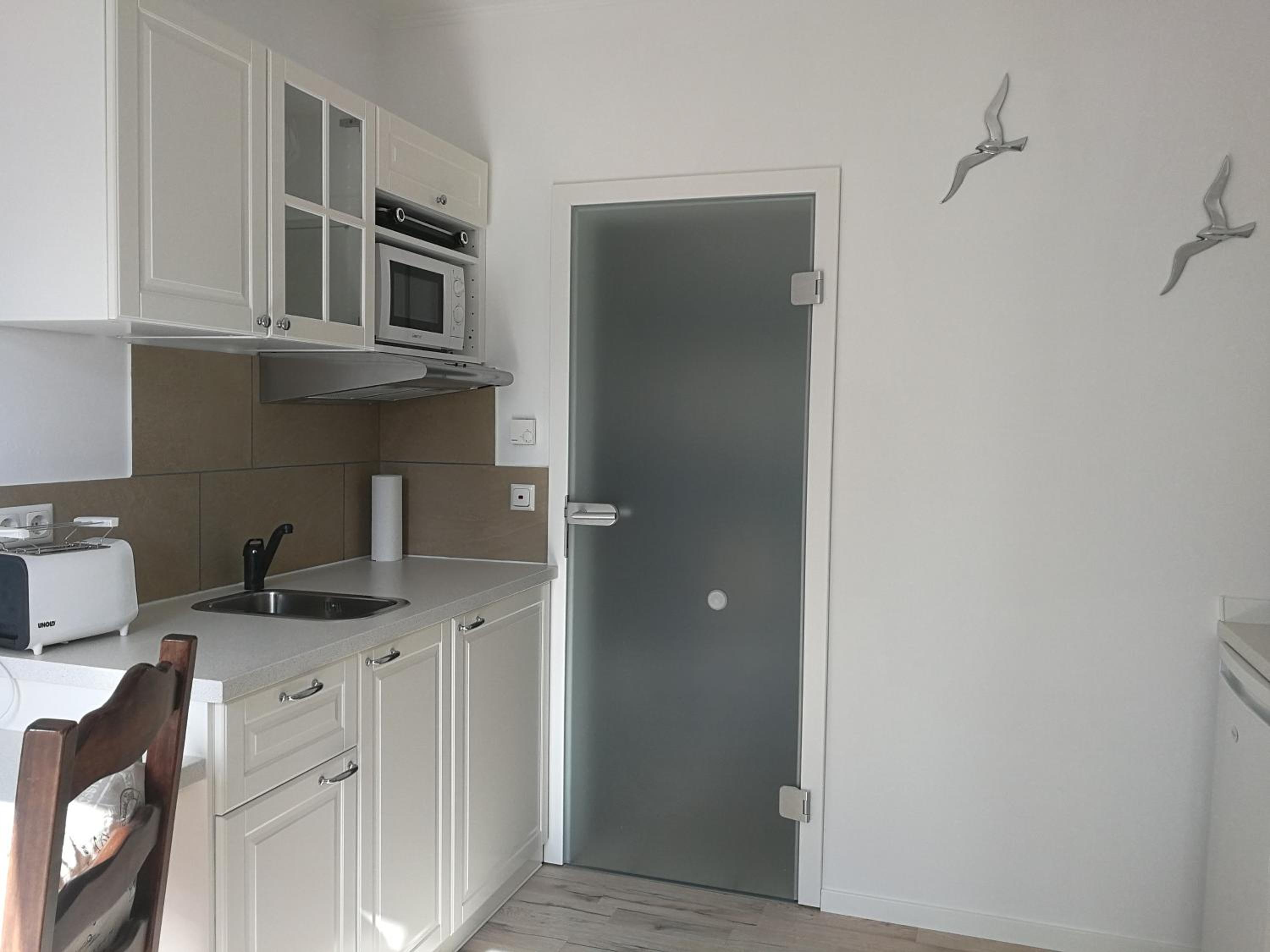 Single Room - Disability Access photo 3