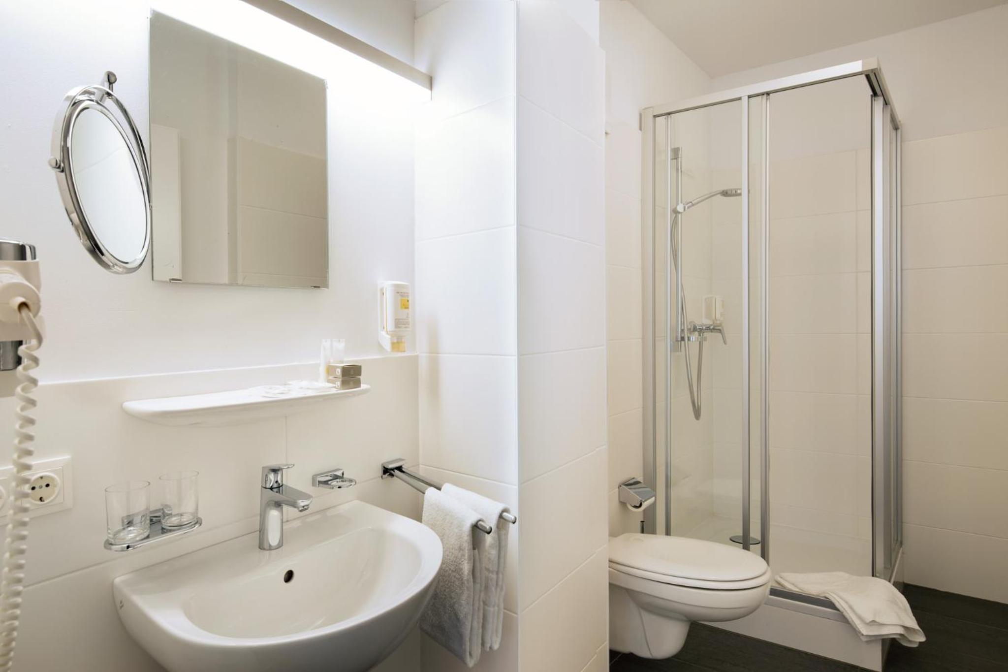 Studio Apartment (140x200 Bed)  photo 2