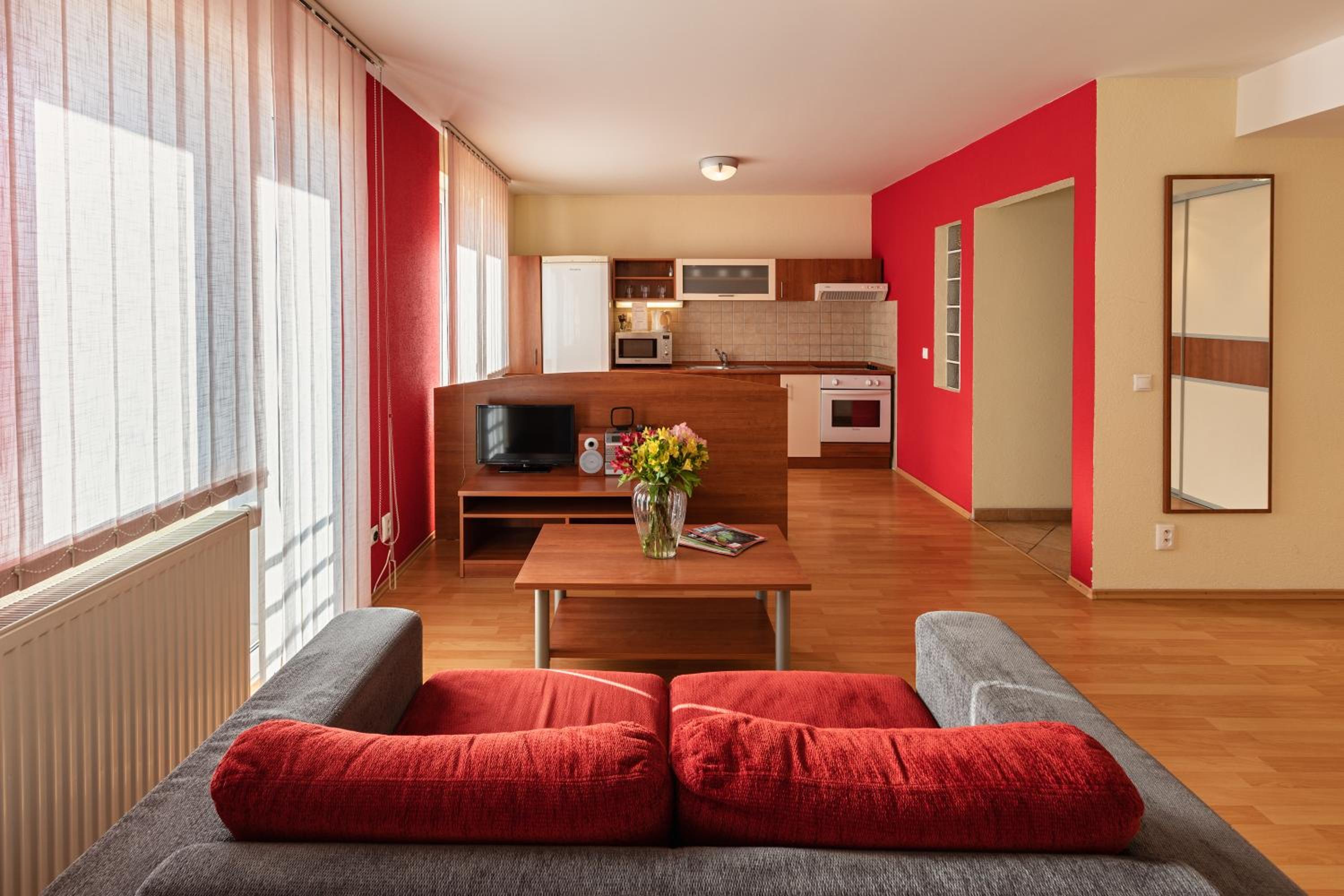 Superior Studio (2 Adults) - Photo 2