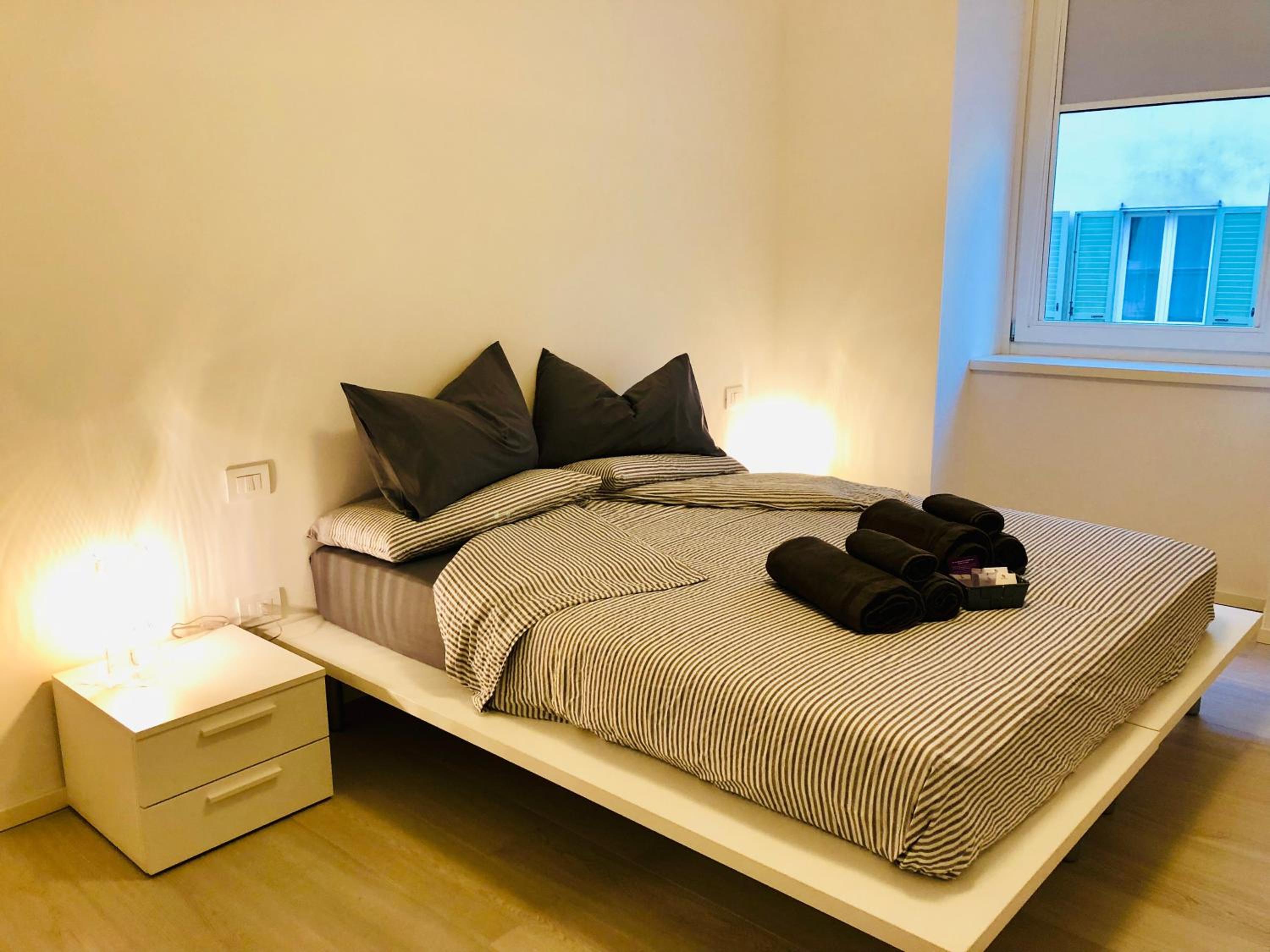 Two-Bedroom Apartment - Photo 5